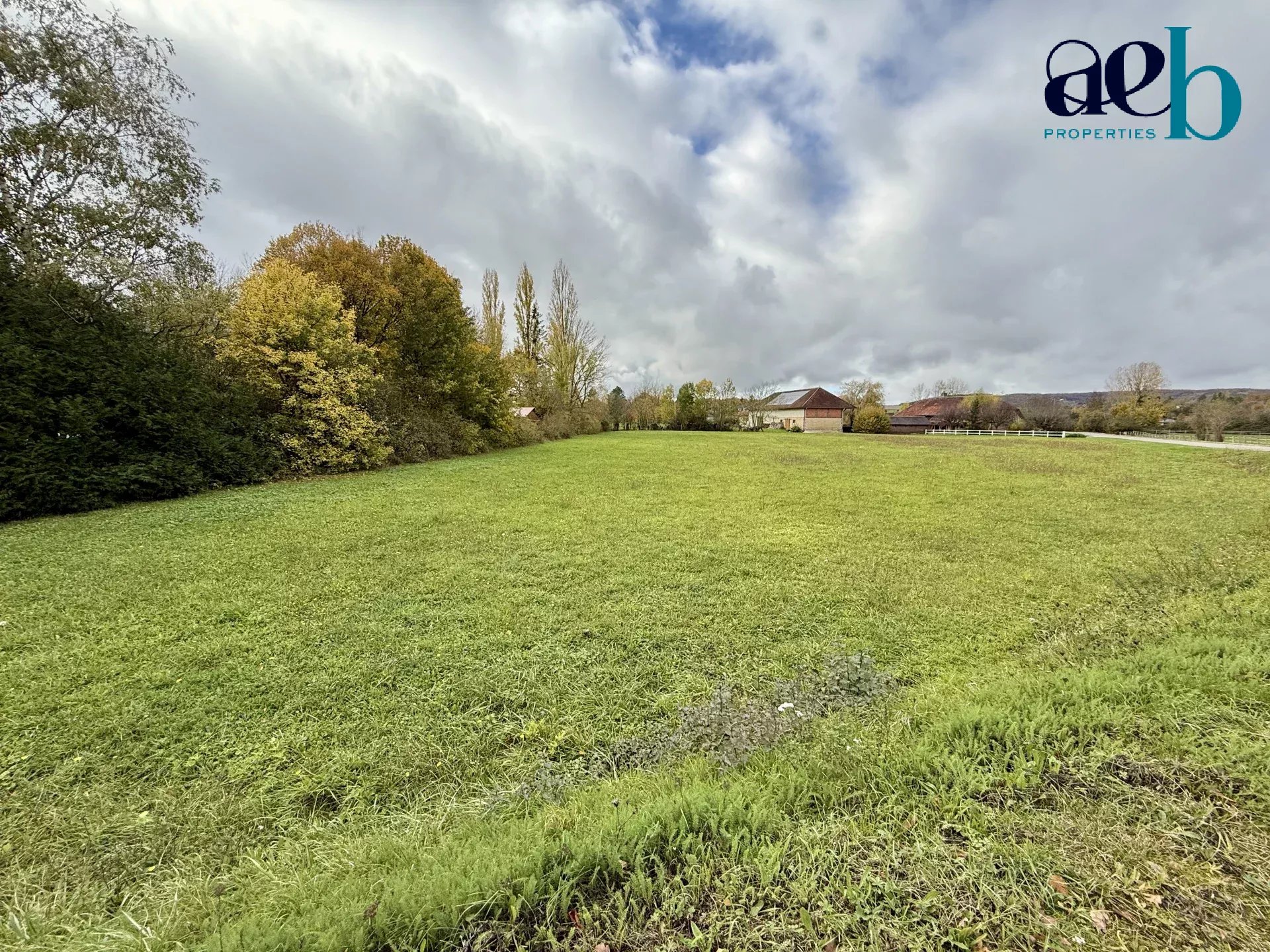 Vente Terrain constructible Saint-Jean-de-Bonneval
