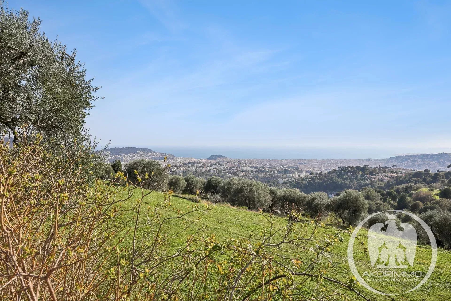 <span class='fw-semibold text-nowrap'>Maison</span>  - <span class='text-nowrap'>5 pièces</span>  - <span class='text-nowrap'>143.0 m²</span> - <span class='text-nowrap'> <span