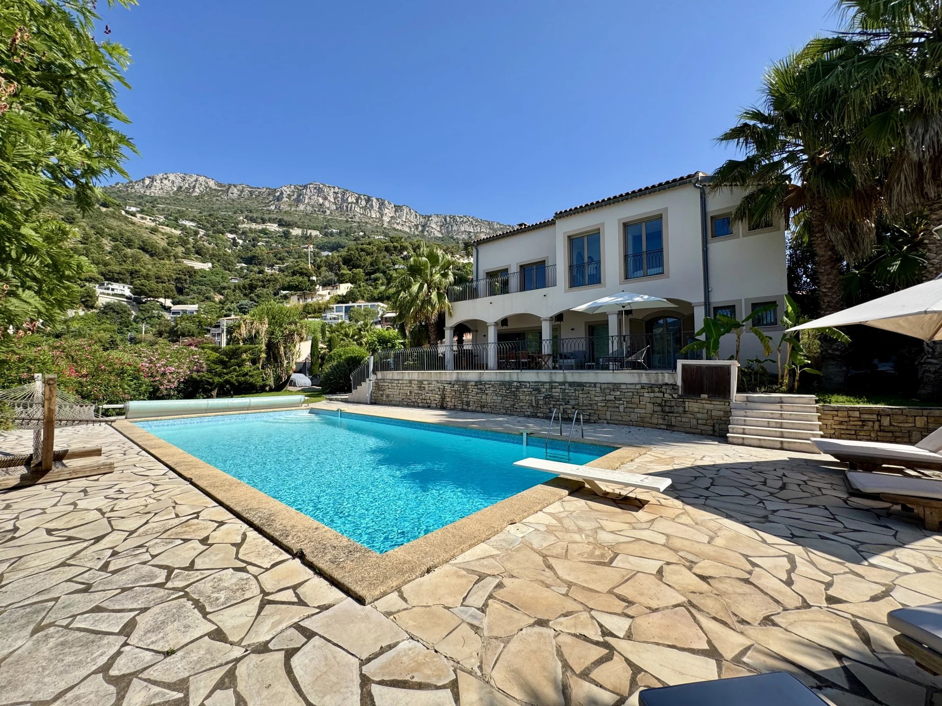 Agence immobilière de PLATINIUM Real Estate