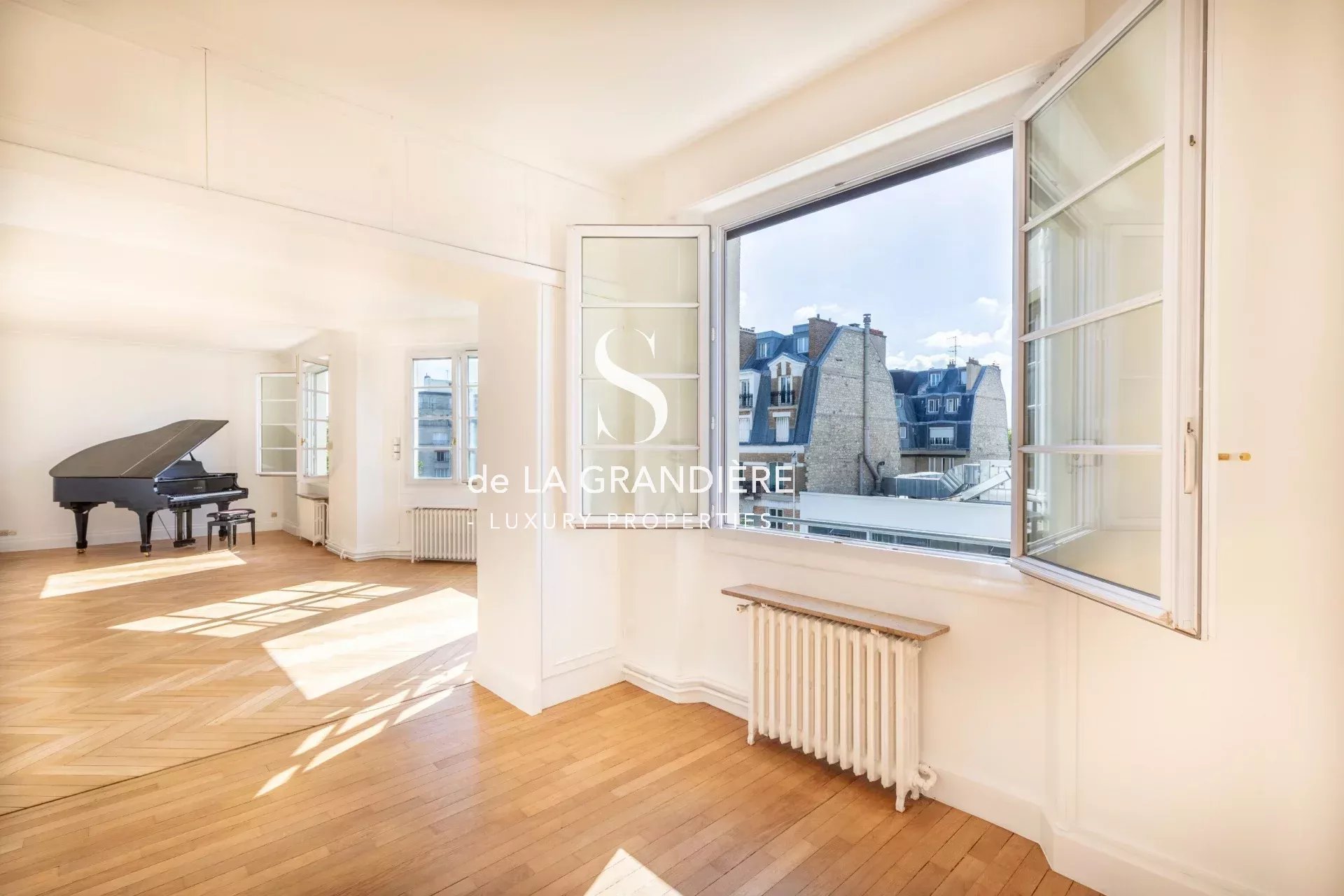 Paris 16ème - rue Mirabeau - 88m2
