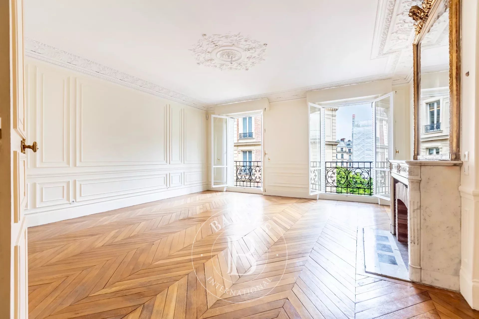 Apartment Paris 75008  -  ref 86936240 (picture 2)