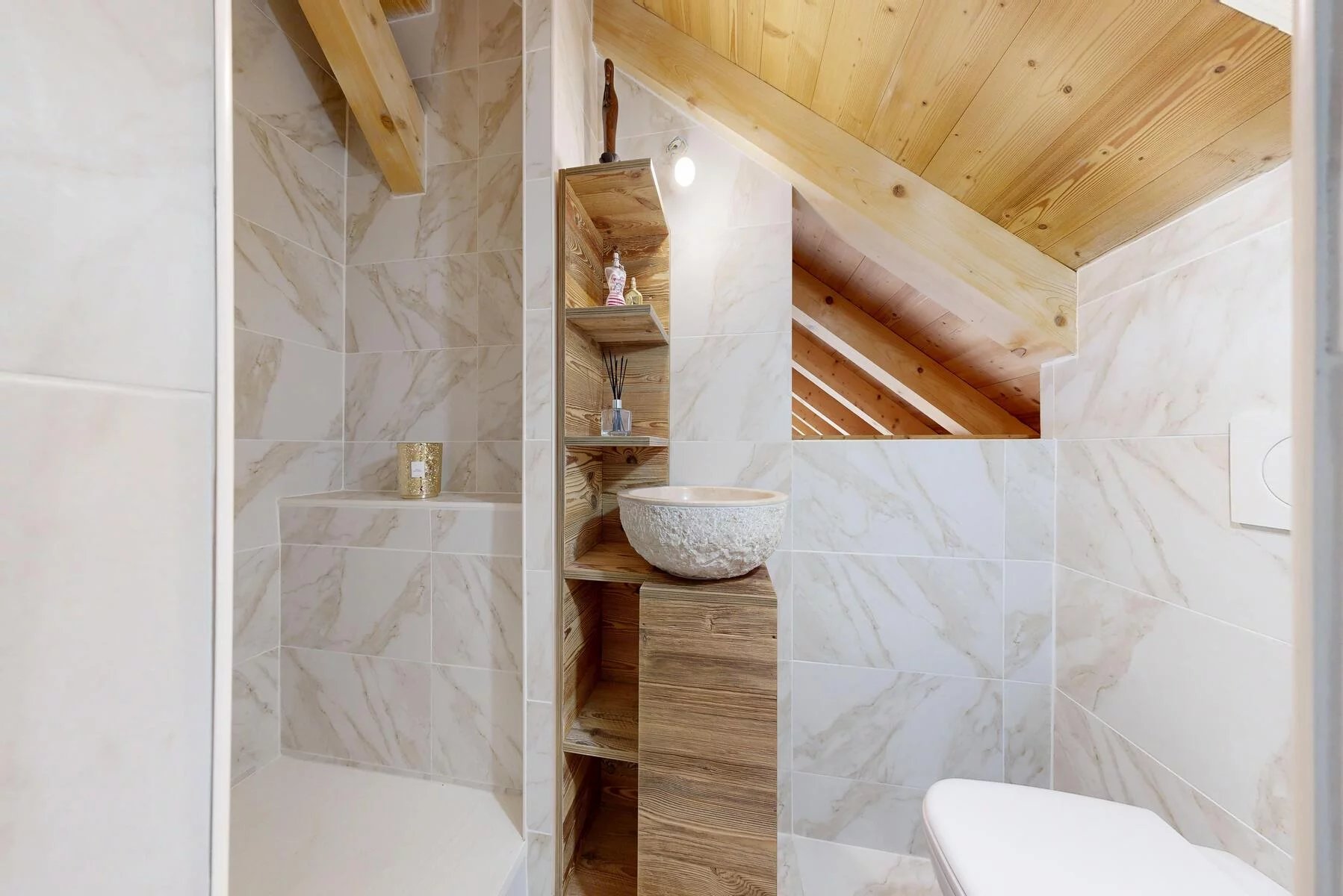 Photo of PASSY - A duplex apartment with two balconies