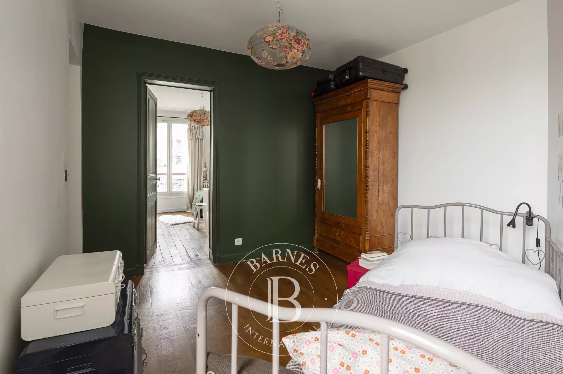 Daire Paris 18ème - picture 18