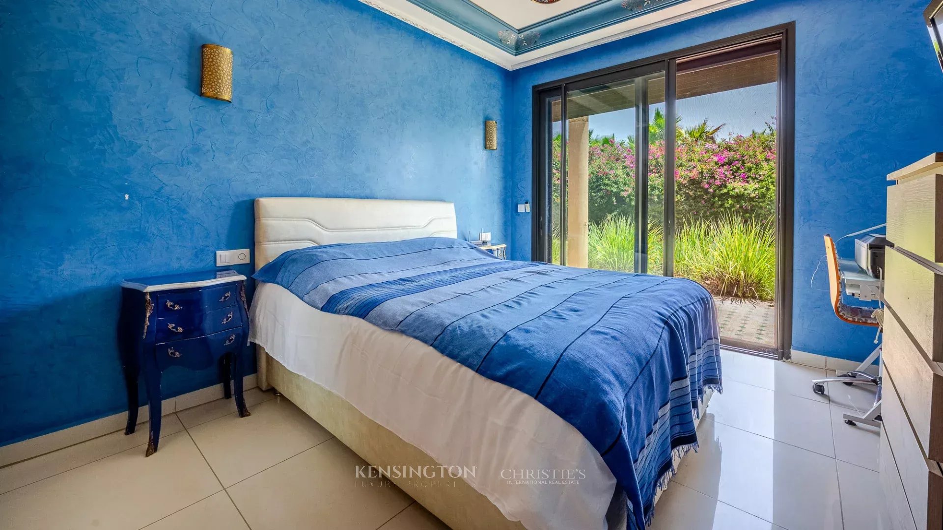 11 Bedroom Villa/Townhouse's Image 37