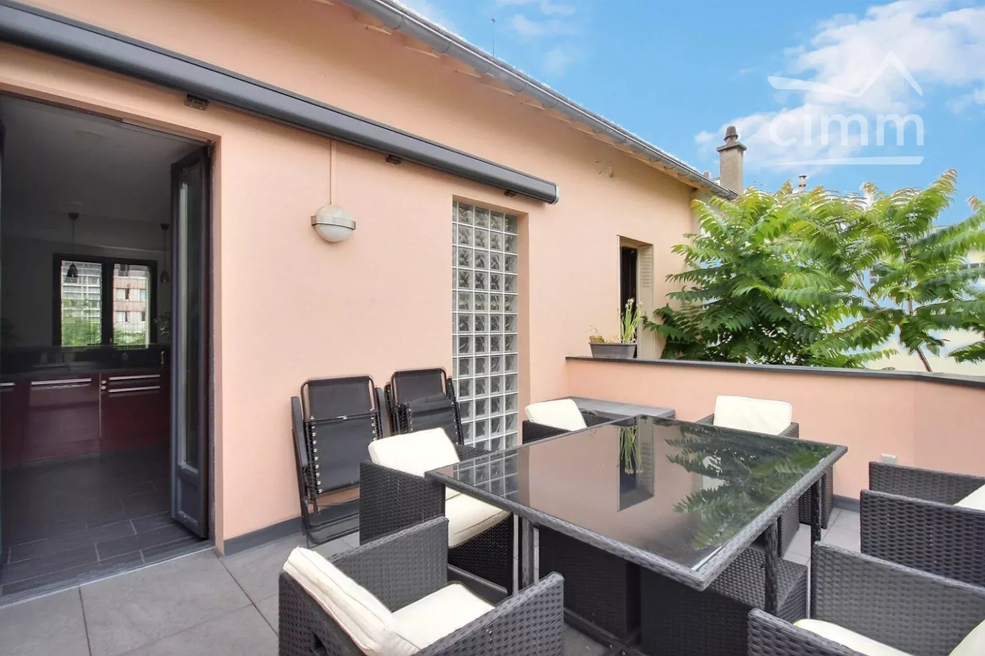 Agence immobilière de 