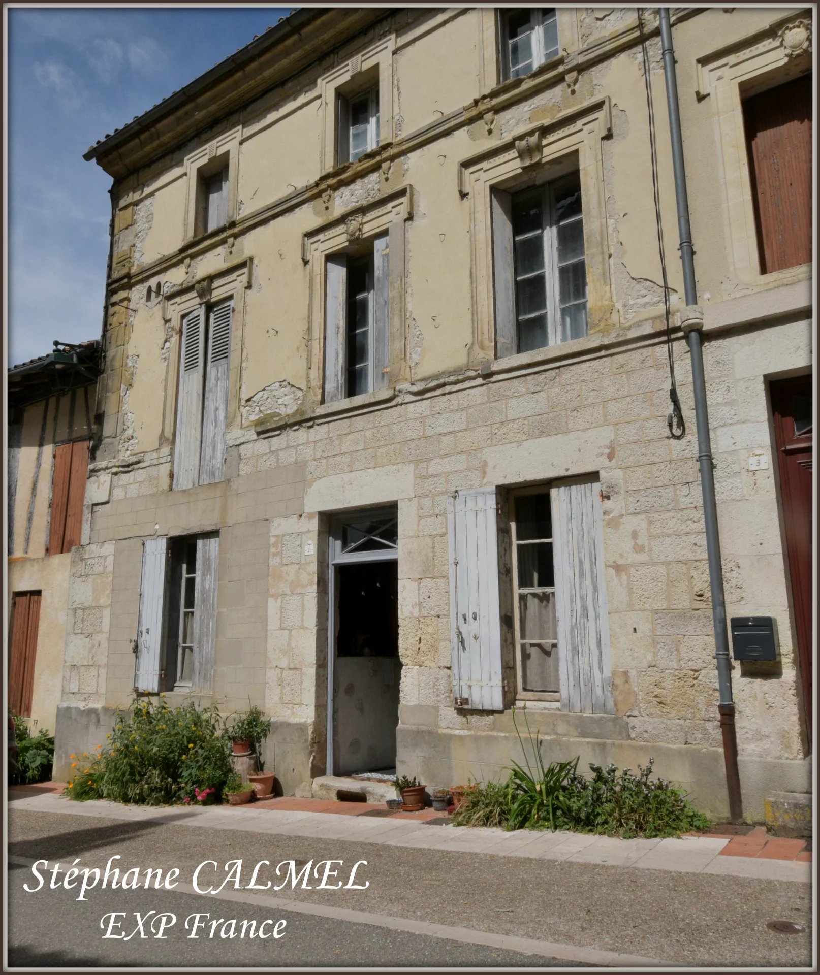 Maison de ville en pierre – 91 m² environ – Centre de Lauzun