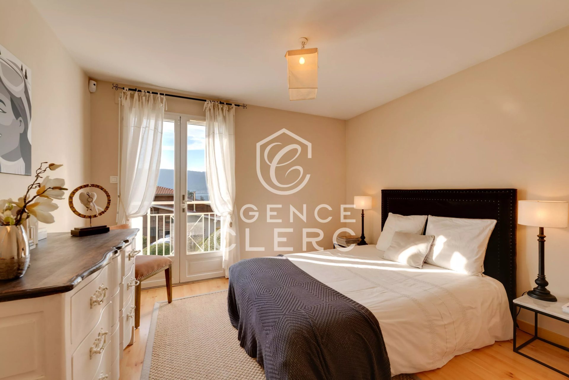 4 Bedroom Villa/Townhouse's Image 15