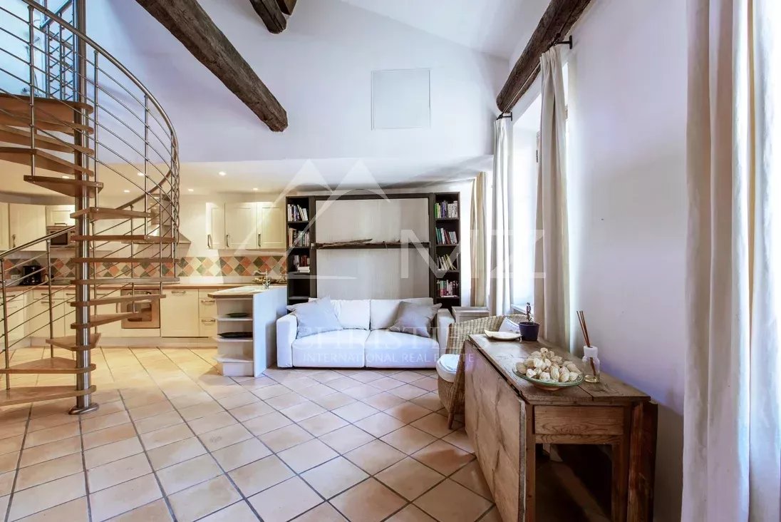 2 Bedroom Apartment/Flat's Image 6