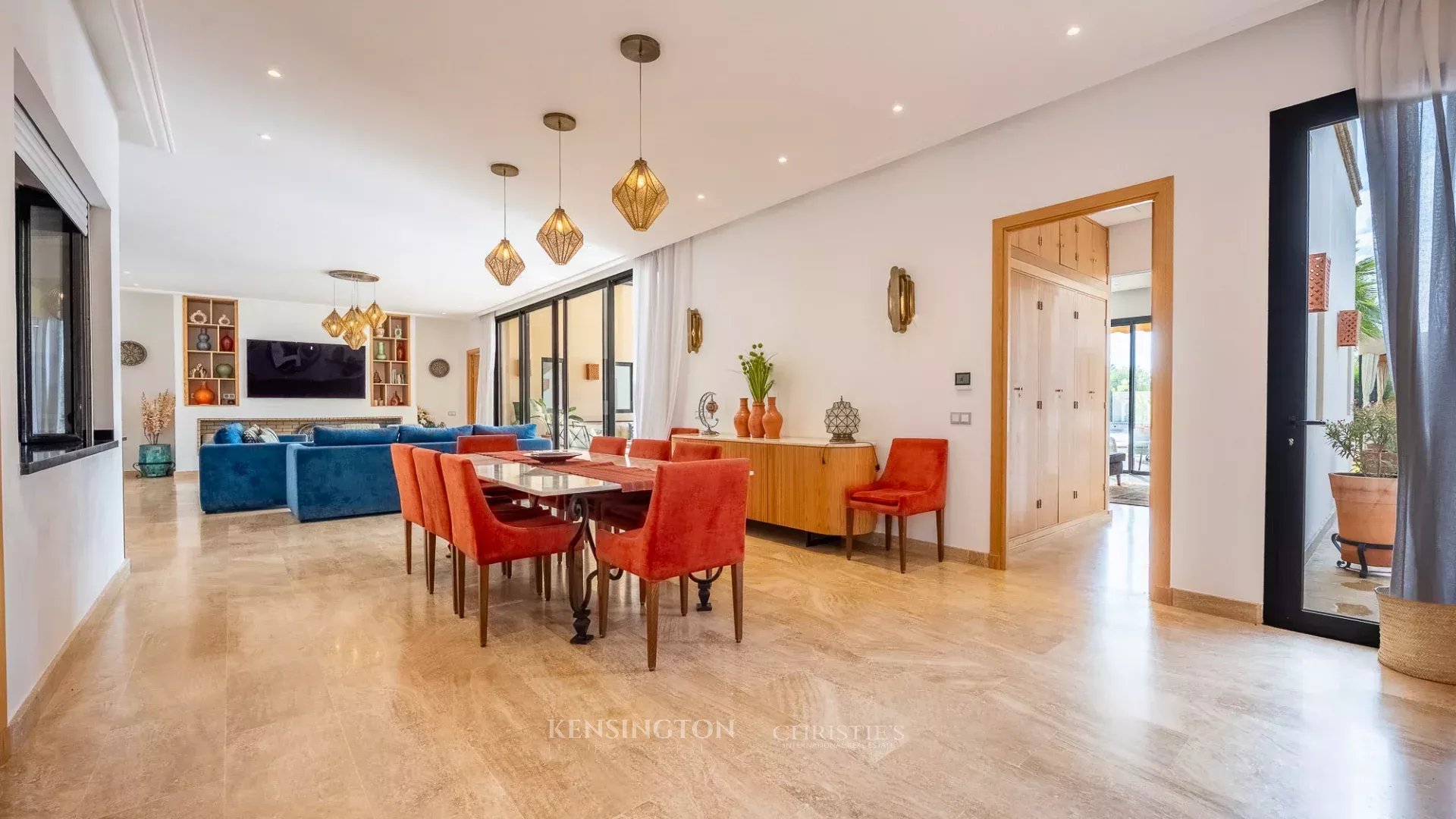 6 Bedroom Villa/Townhouse's Image 4