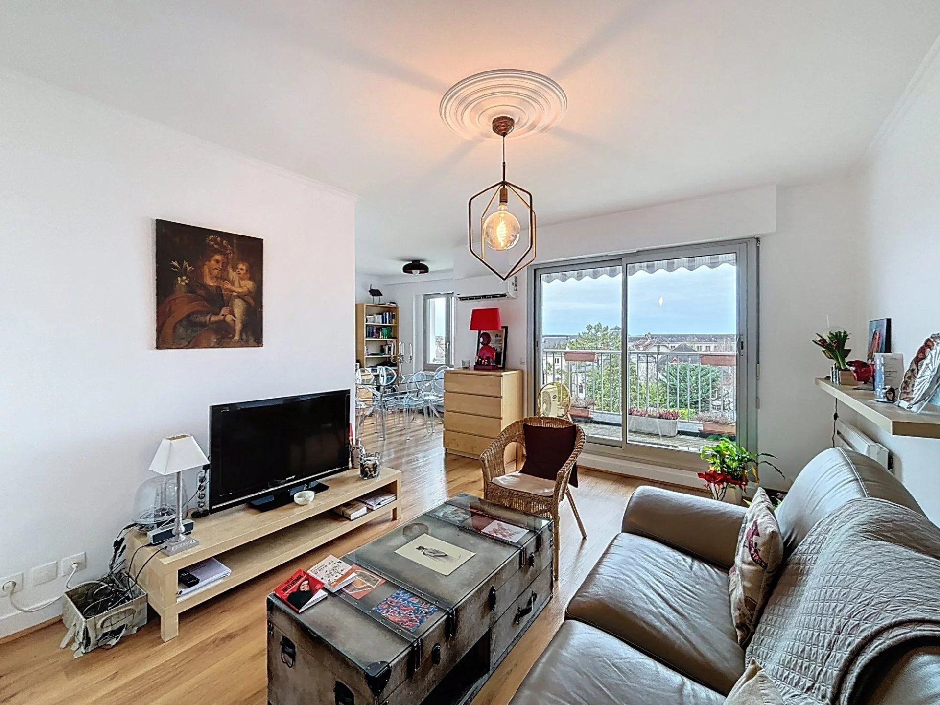 BLOIS- APPARTEMENT T3- 61 m² avec terrasse