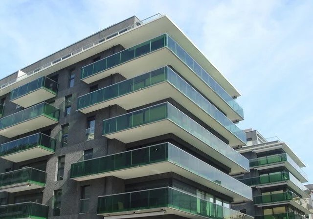 Appartement de 3 chambres avec une loggia de 43 m2 au cœur de Genève