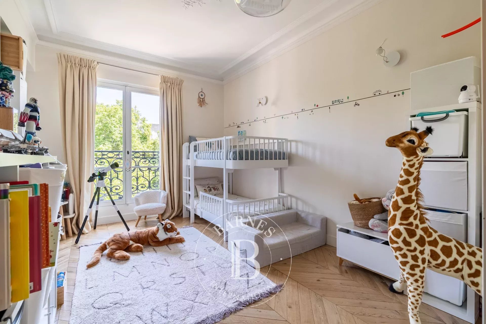 Daire Paris 16ème - picture 16