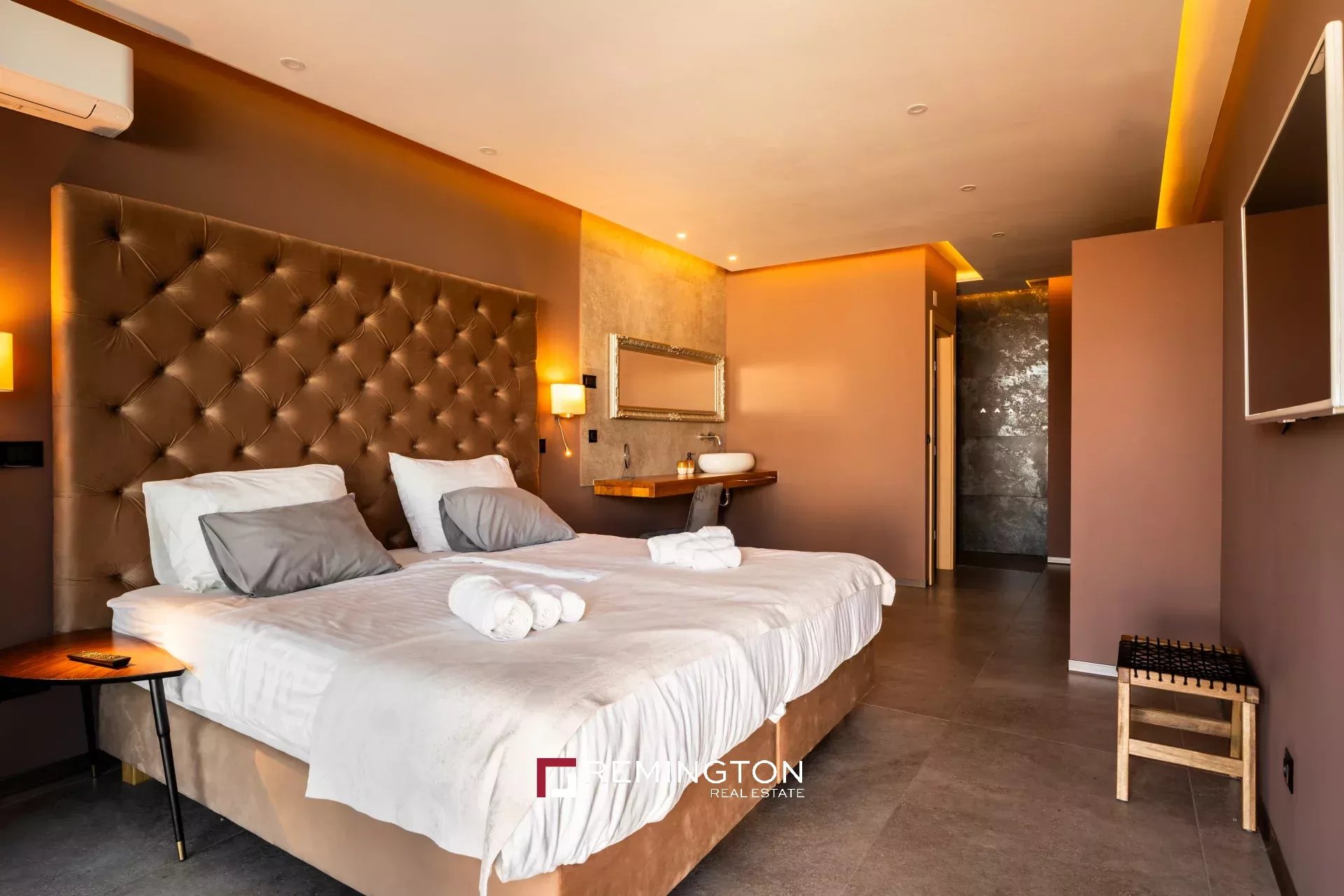 Villa/Townhouse's Image 6