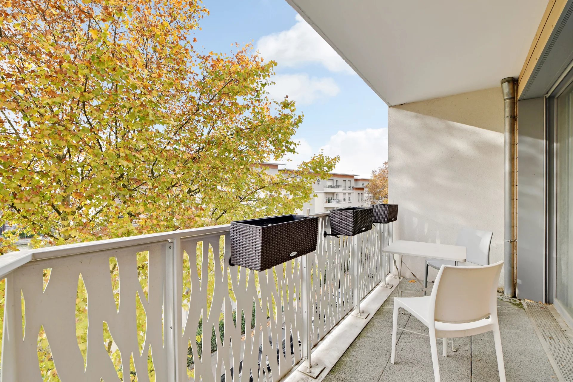 4 pièces Terrasse Vue Dégagée Sacré coeur / 83m2 / Ligne 12 Aube - Image 1