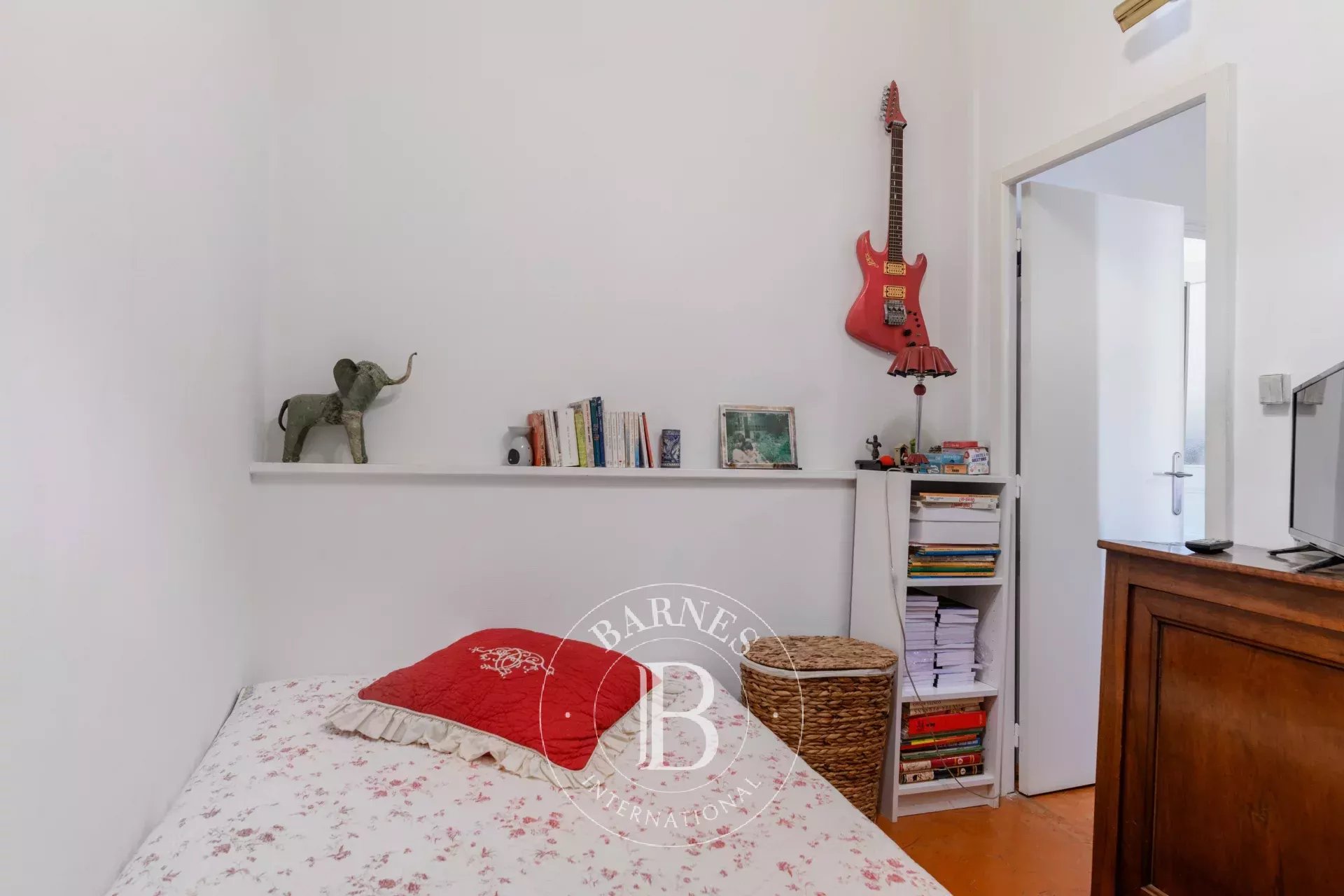 Marseille  - Appartement 5 Pi&egrave;ces 2 Chambres - picture 12
