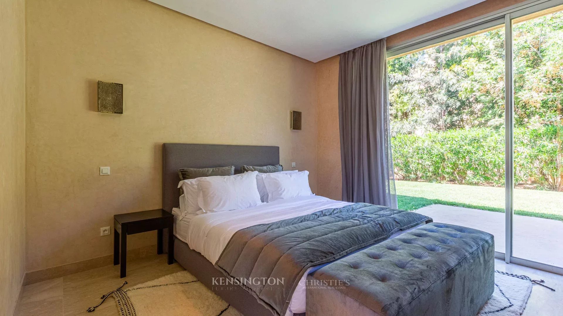 4 Bedroom Villa/Townhouse's Image 23