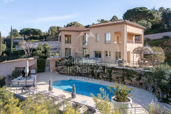 Luxury Villa in Super-Cannes: A Contemporary Family Legacy Estate — photo 1