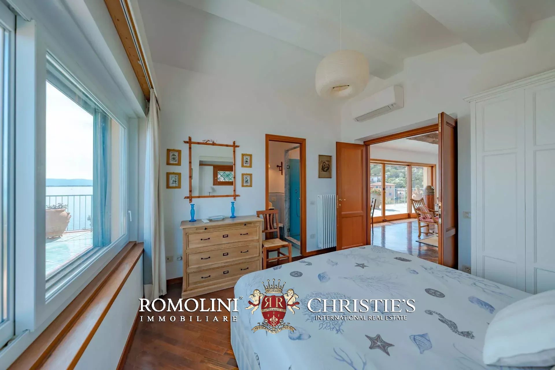 11 Bedroom Villa/Townhouse's Image 68