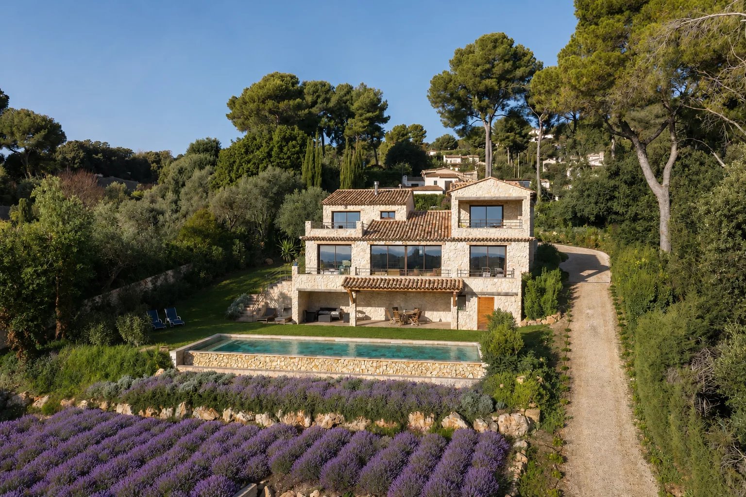 Stone property with sea and village view - Saint-Paul-de-Vence