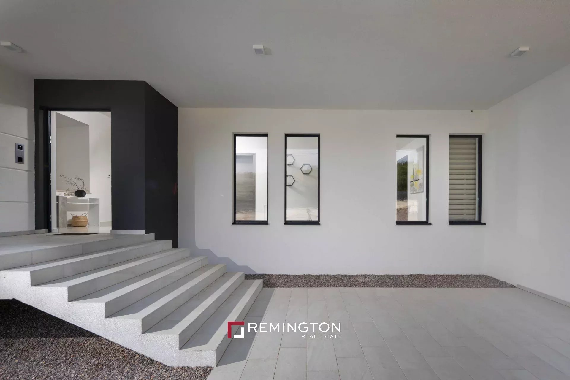 Villa/Townhouse's Image 8