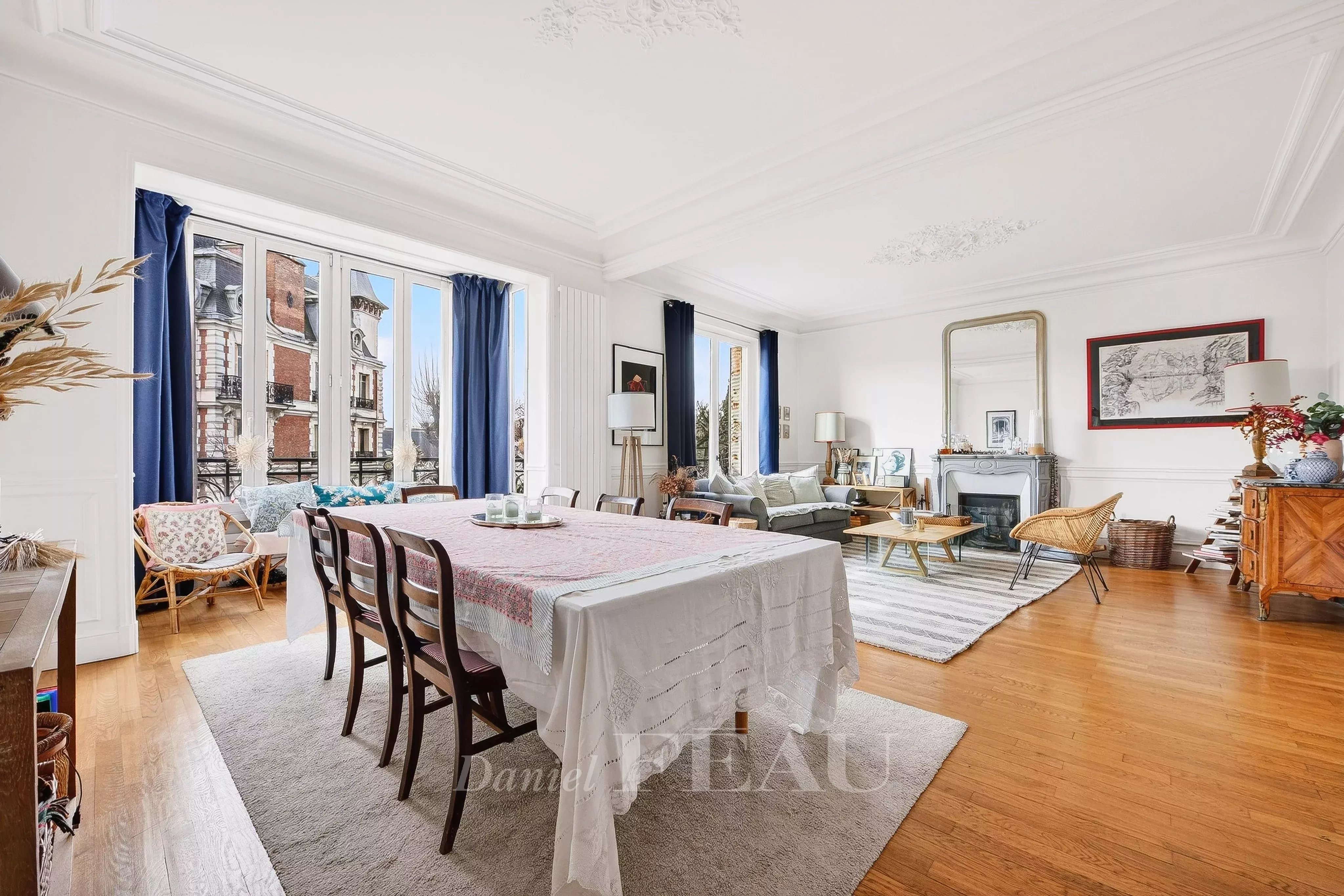 Saint-Cloud  -  An elegant 3-bed apartment