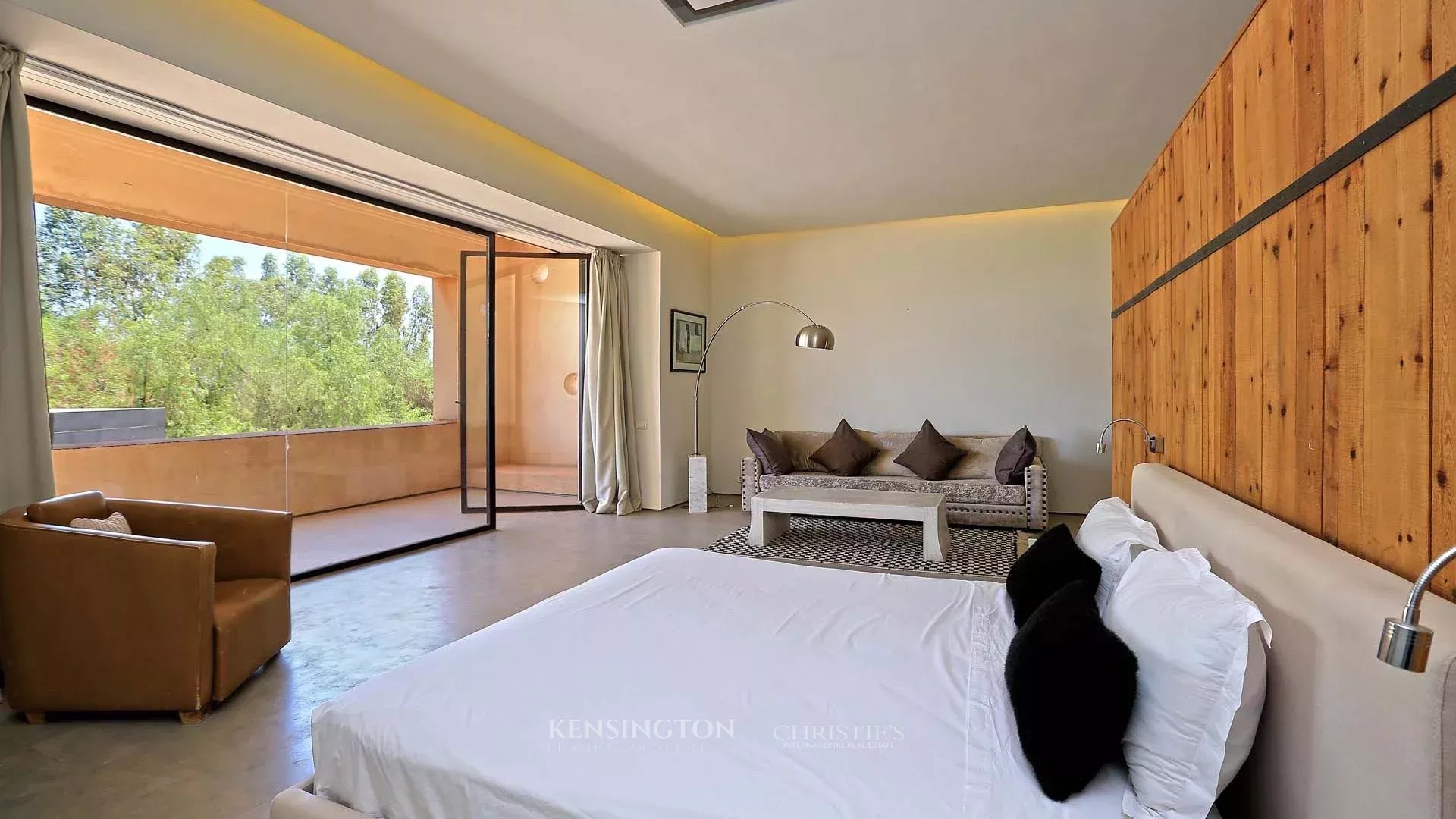 6 Bedroom Villa/Townhouse's Image 31
