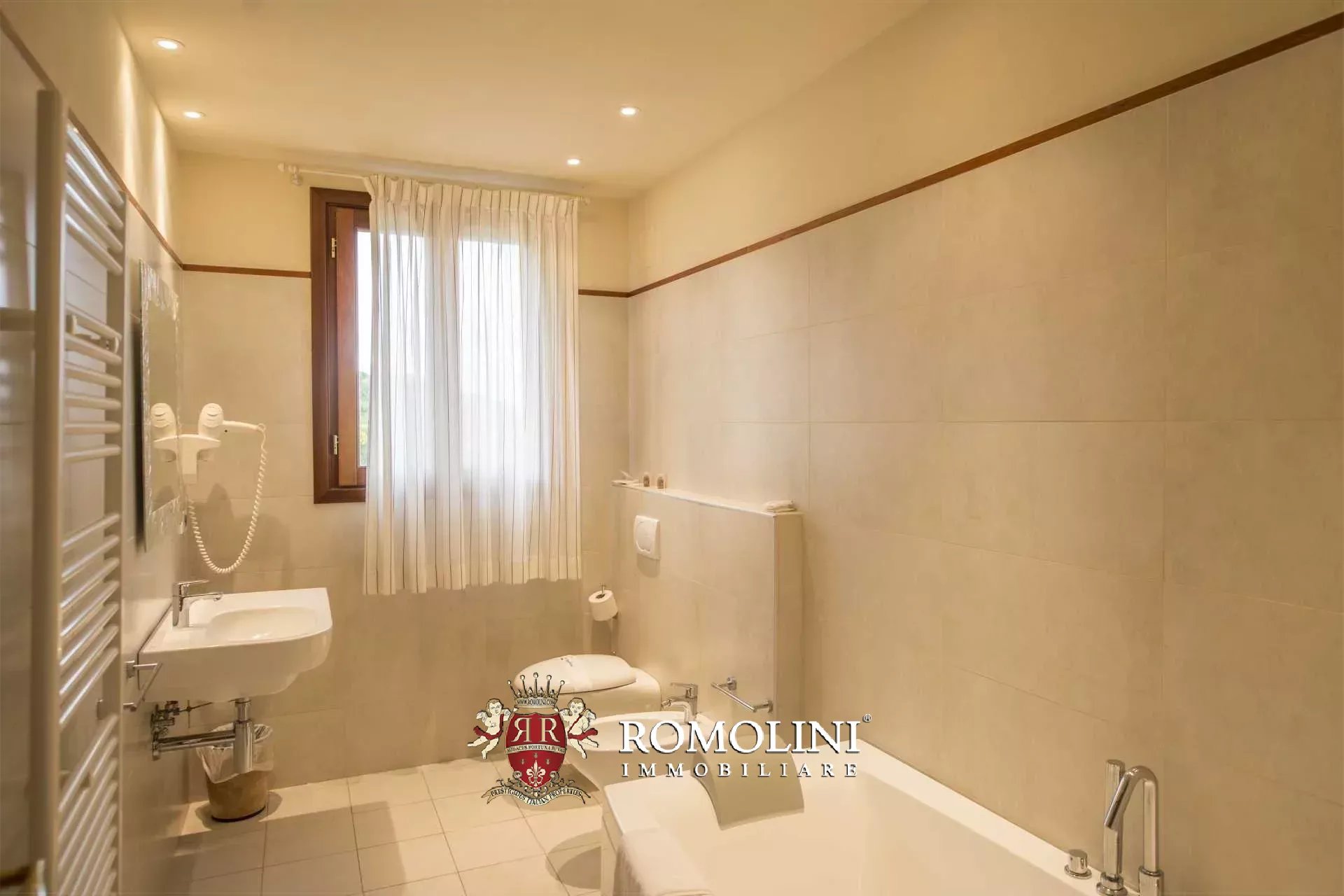 31 Bedroom Villa/Townhouse's Image 67