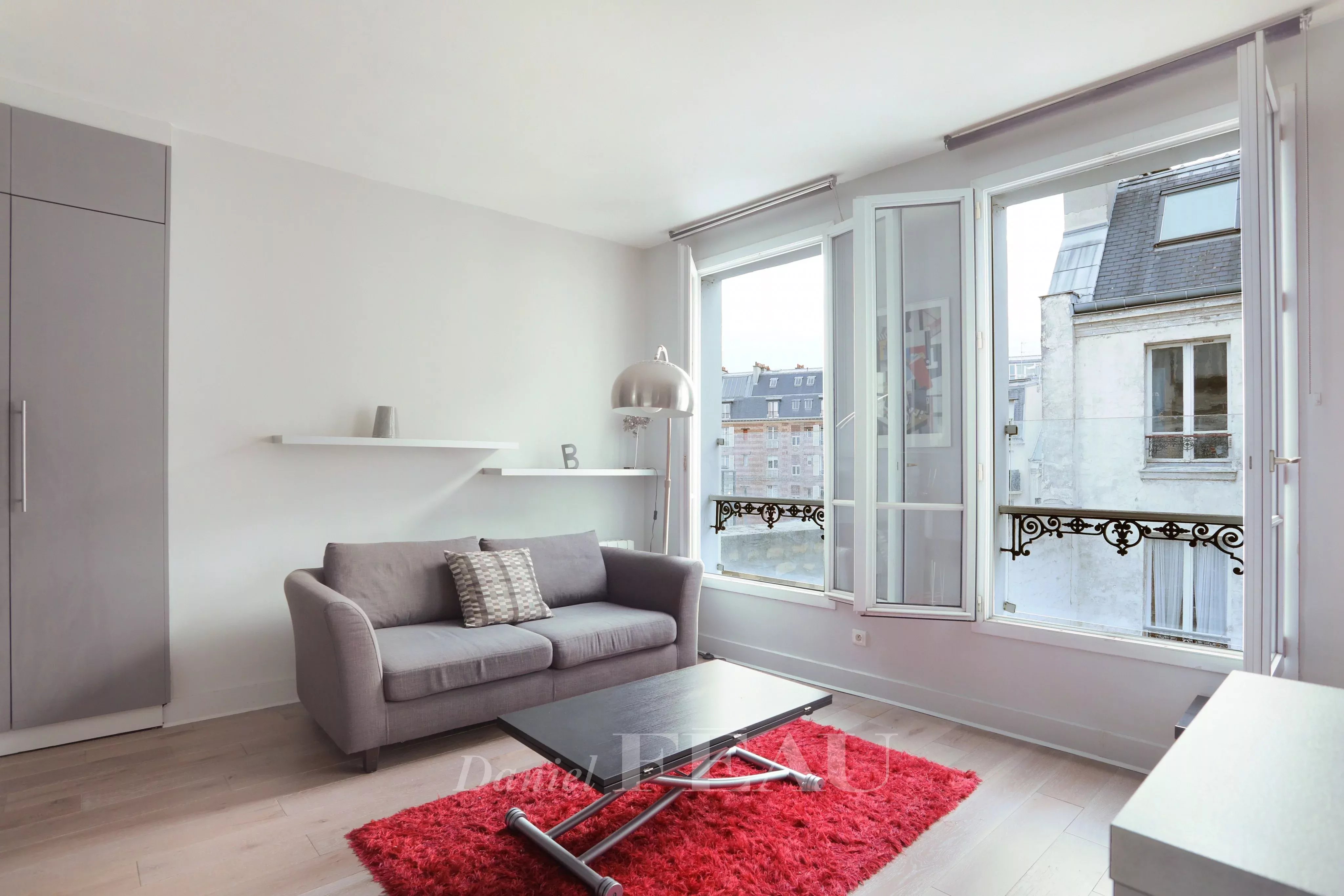 Living-room Wooden floor