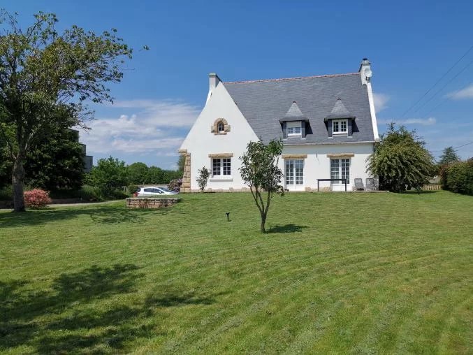 Agence immobilière de AXE AVENIR TRANSMISSION