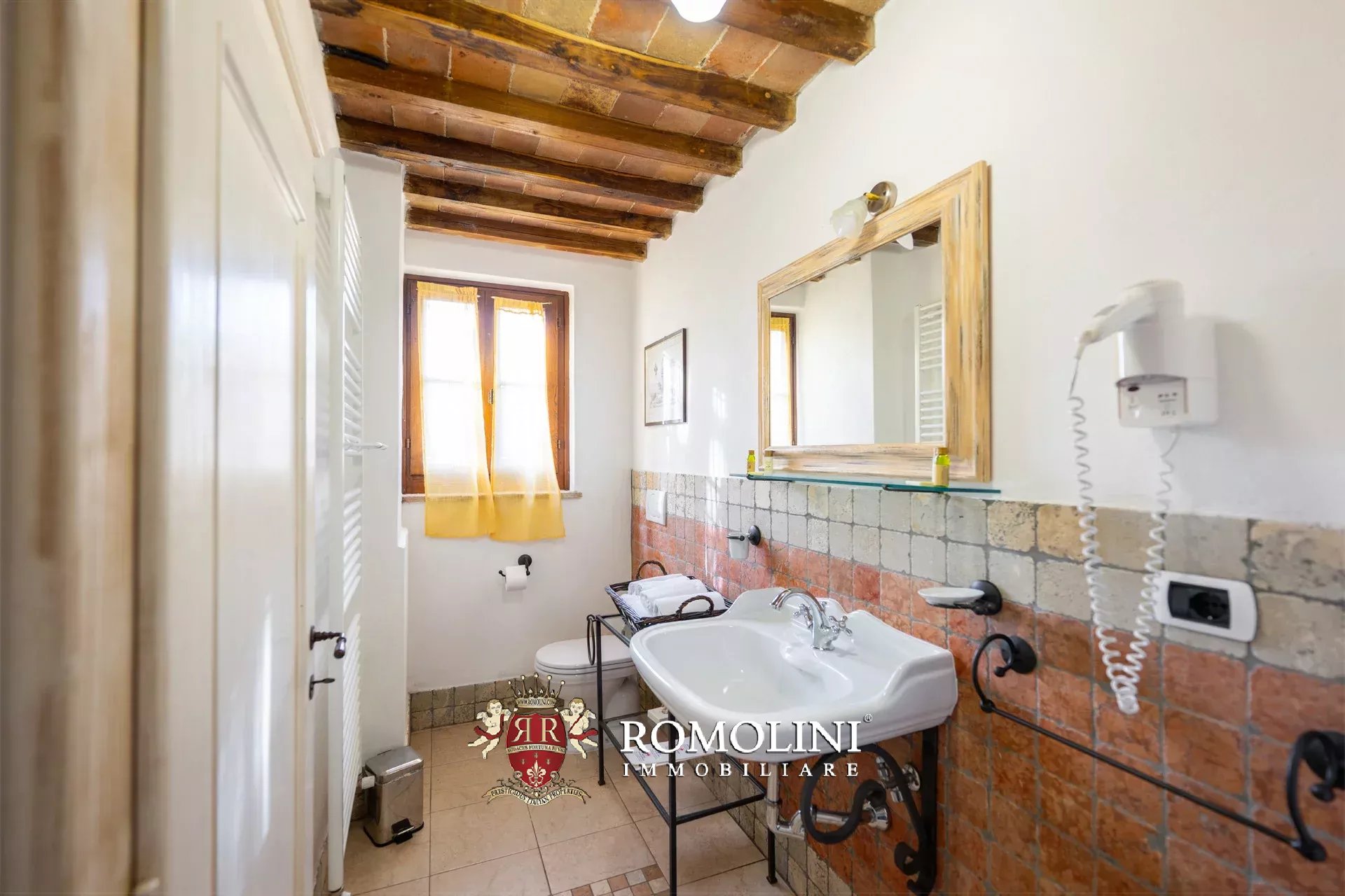 16 Bedroom Villa/Townhouse's Image 49