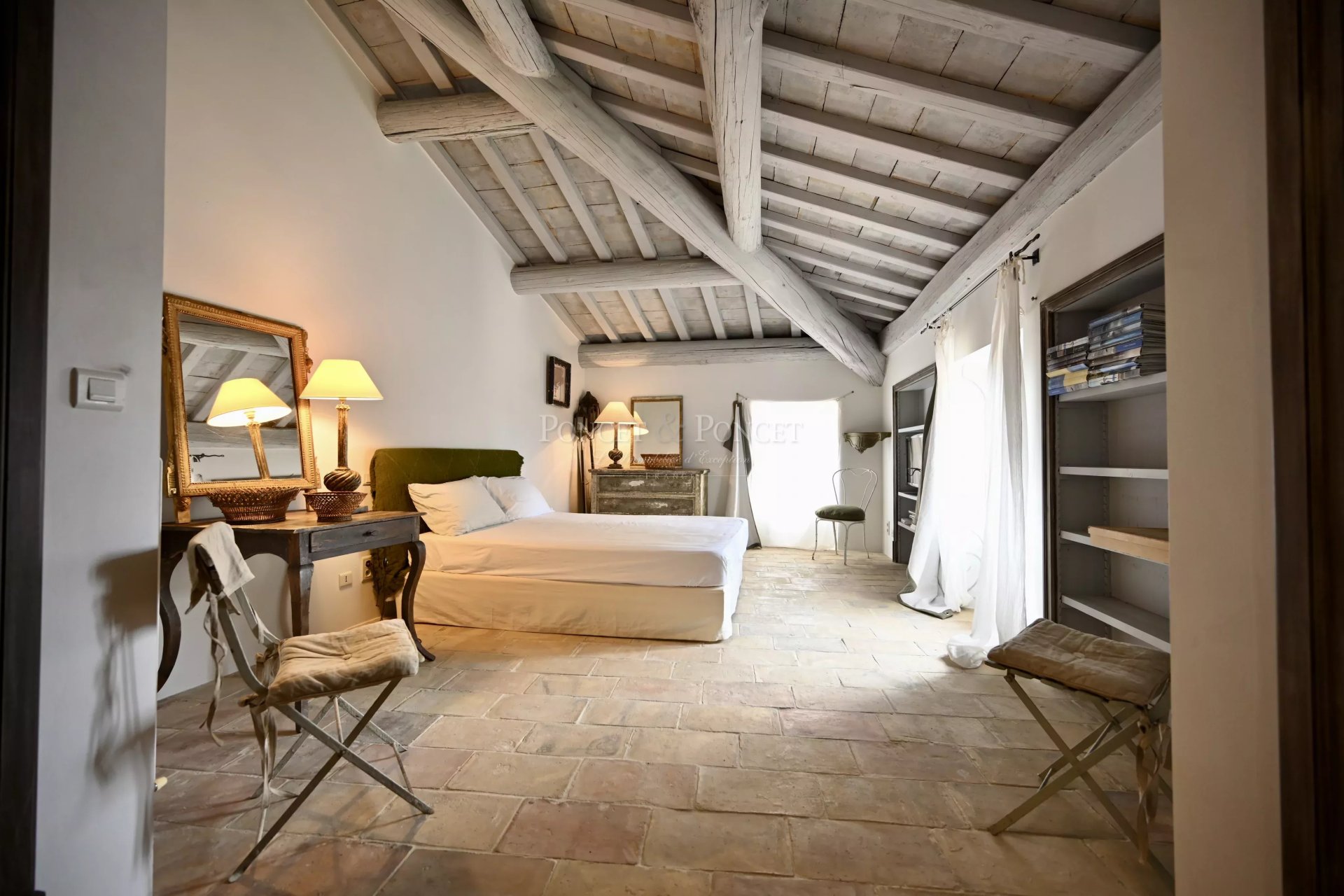 5 Bedroom Villa/Townhouse's Image 18