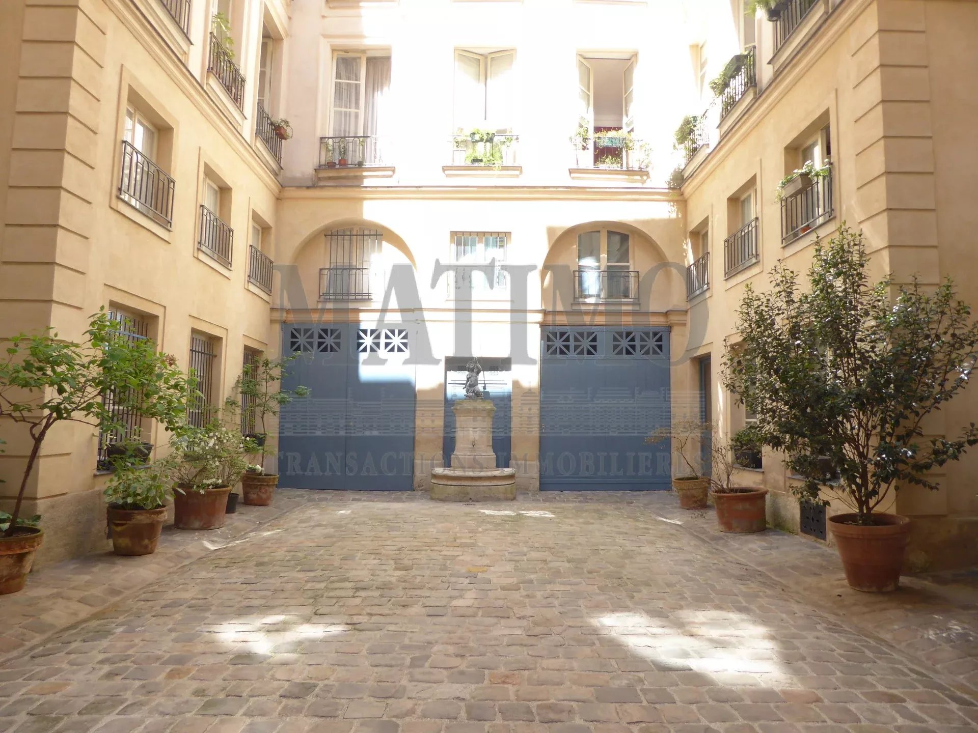Location Appartement - Paris 7ème Saint-Thomas-d'Aquin Location Appartement - Paris 7ème Saint-Thomas-d'Aquin