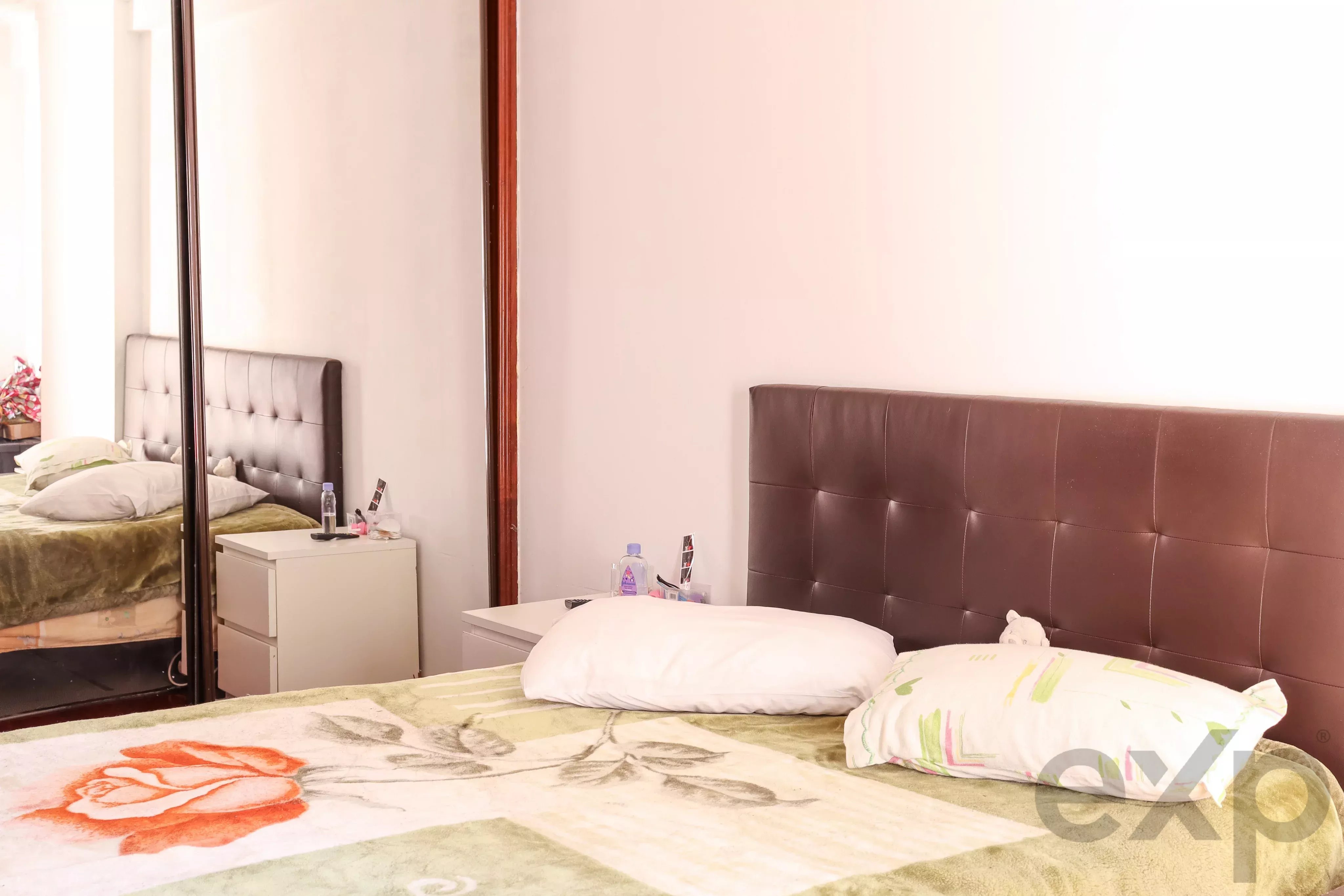 Spacious 3 Bedroom Apartment with En Suite | 130 sqm | Fireplace | Lift | Storage Room | Rinchoa, Sintra 87157830 image 11