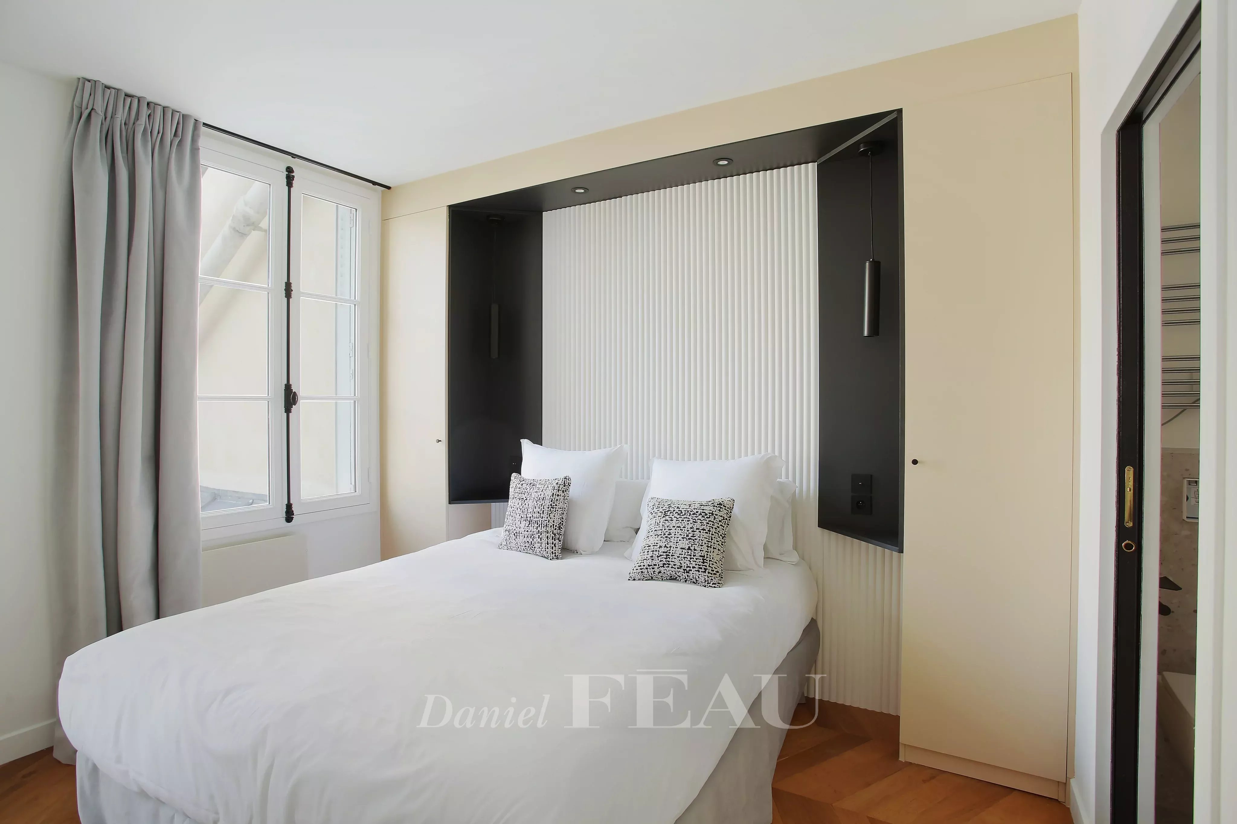 Location Appartement Paris 8ème