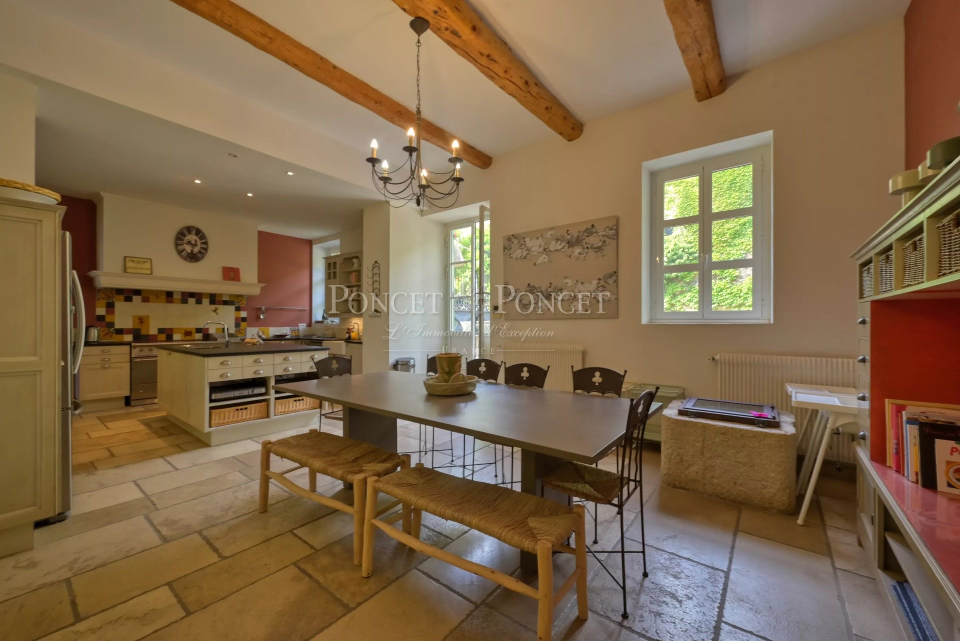 10 Bedroom Vineyard's Image 18