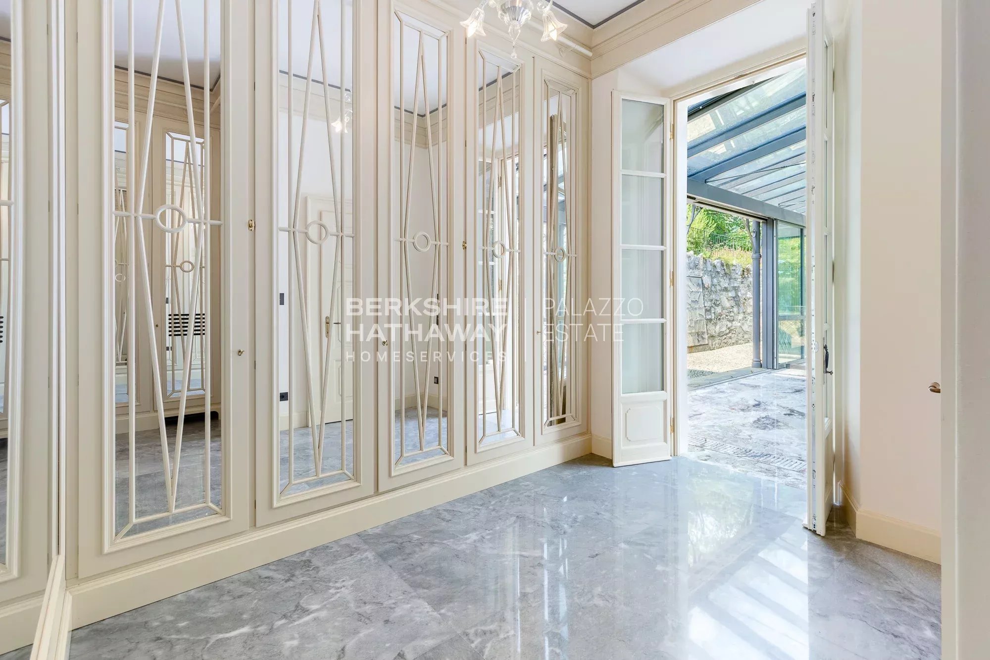 Elegante Dimora Liberty di Rappresentanza con Vista su Villa d’Este a Cernobbio, Lago di Como