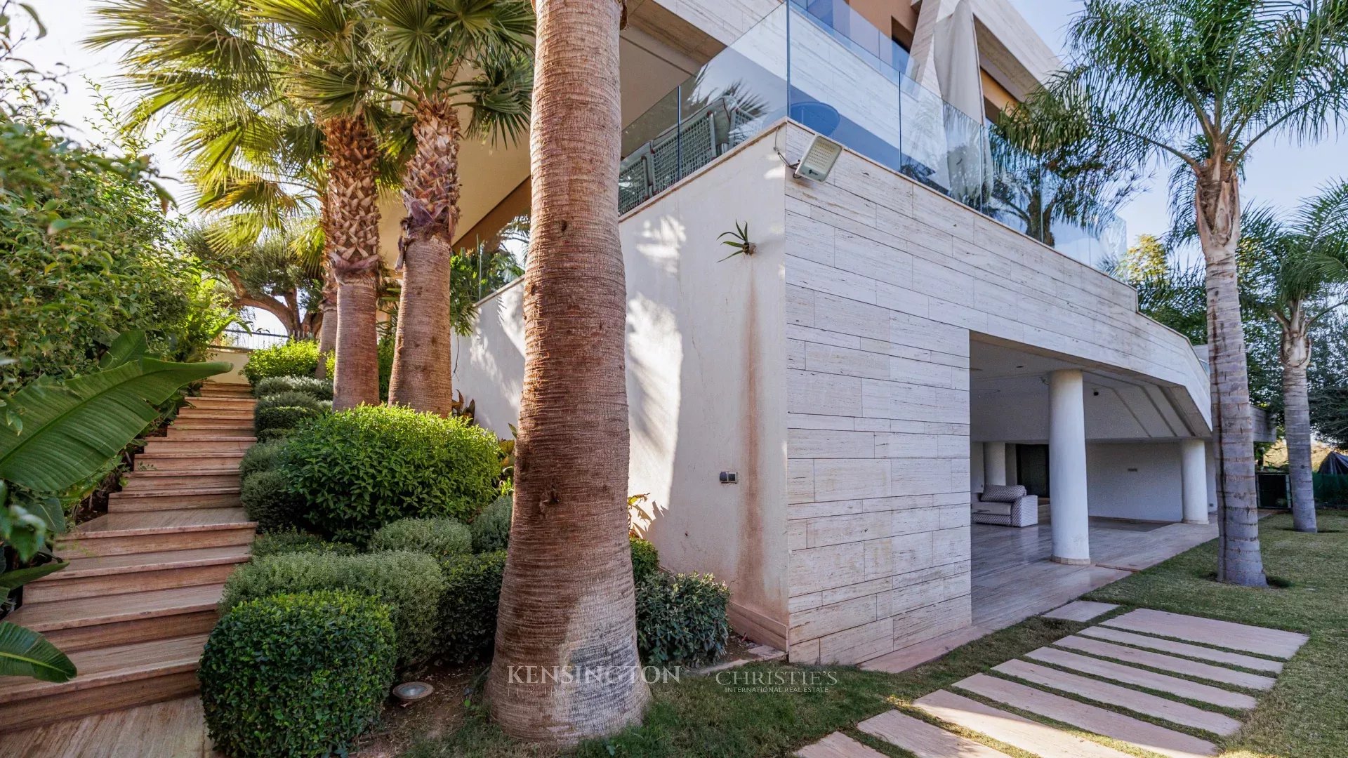 5 Bedroom Villa/Townhouse's Image 38