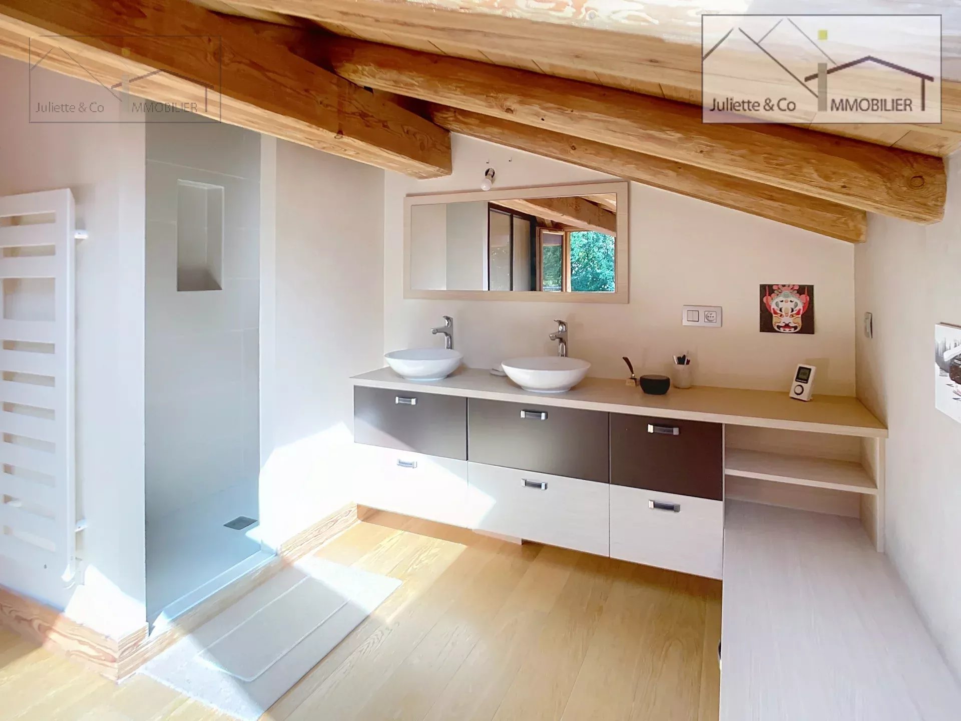 Photo of Charming Chalet for Sale in Chamonix-Mont-Blanc