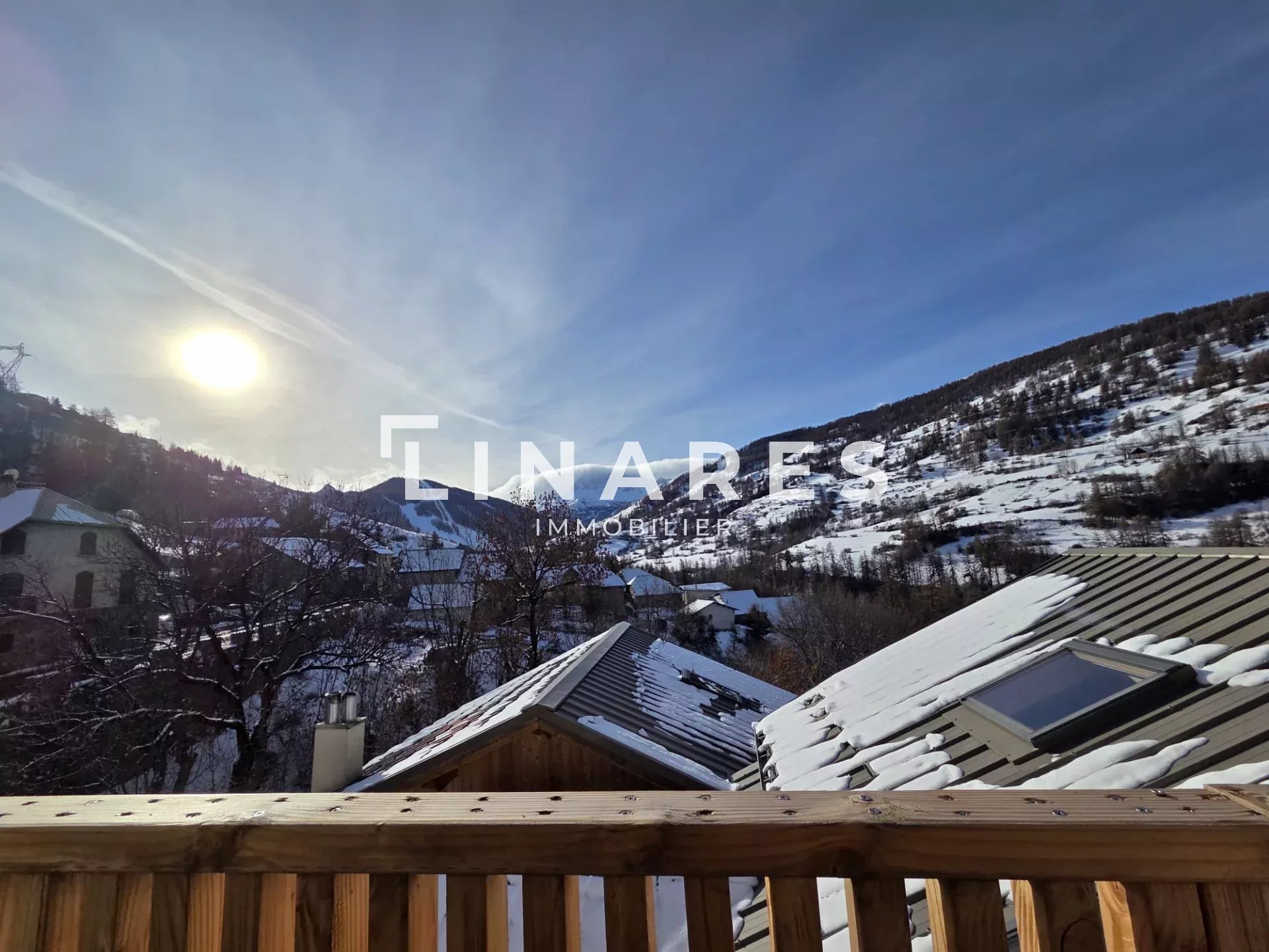 AU COEUR DE VARS - Maison neuve de 143m2  - Terrasse - Garage  -  05560 Vars