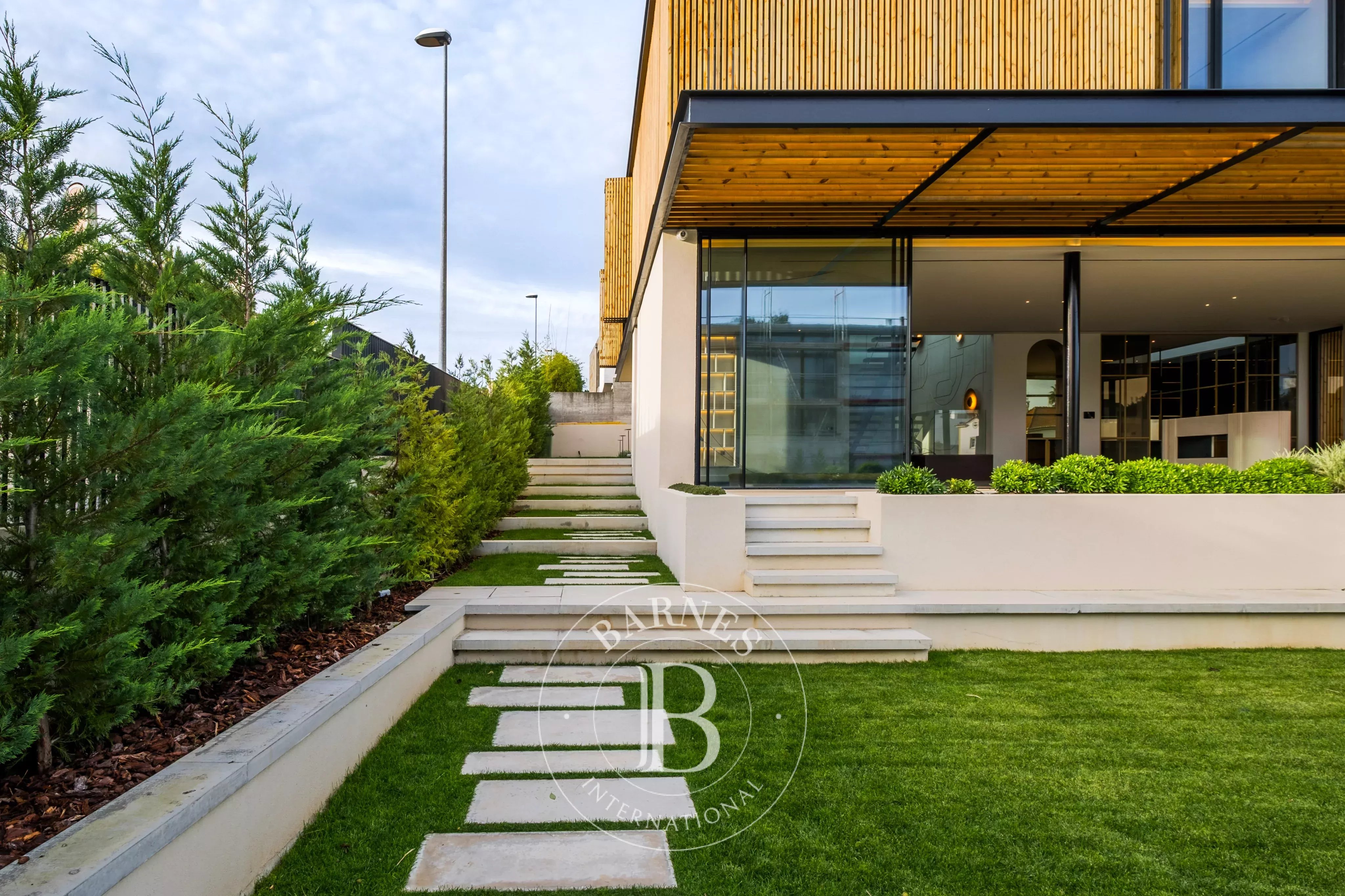 Contemporary villa in Cascais