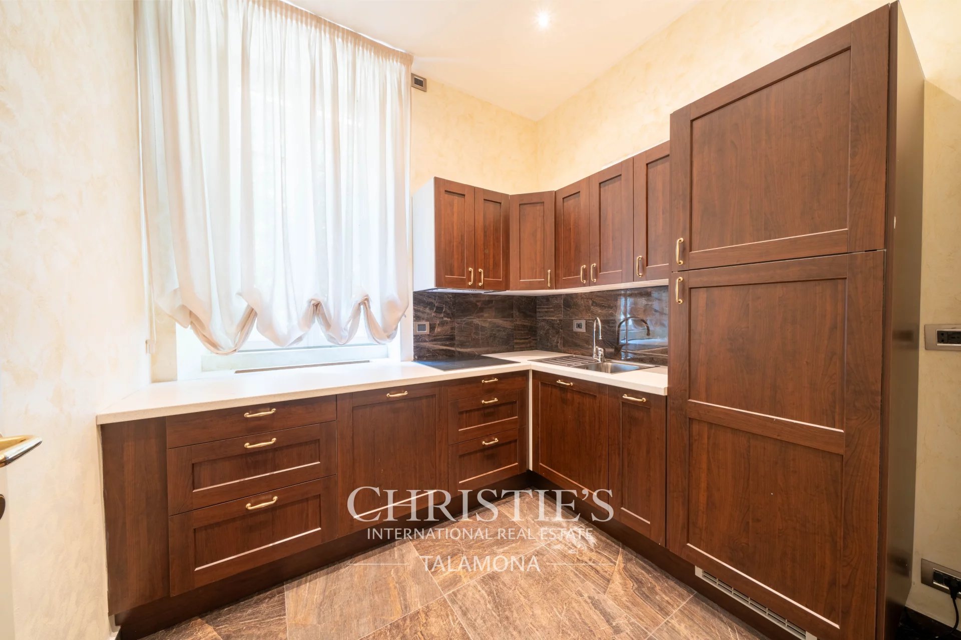 Villa/Townhouse's Image 8