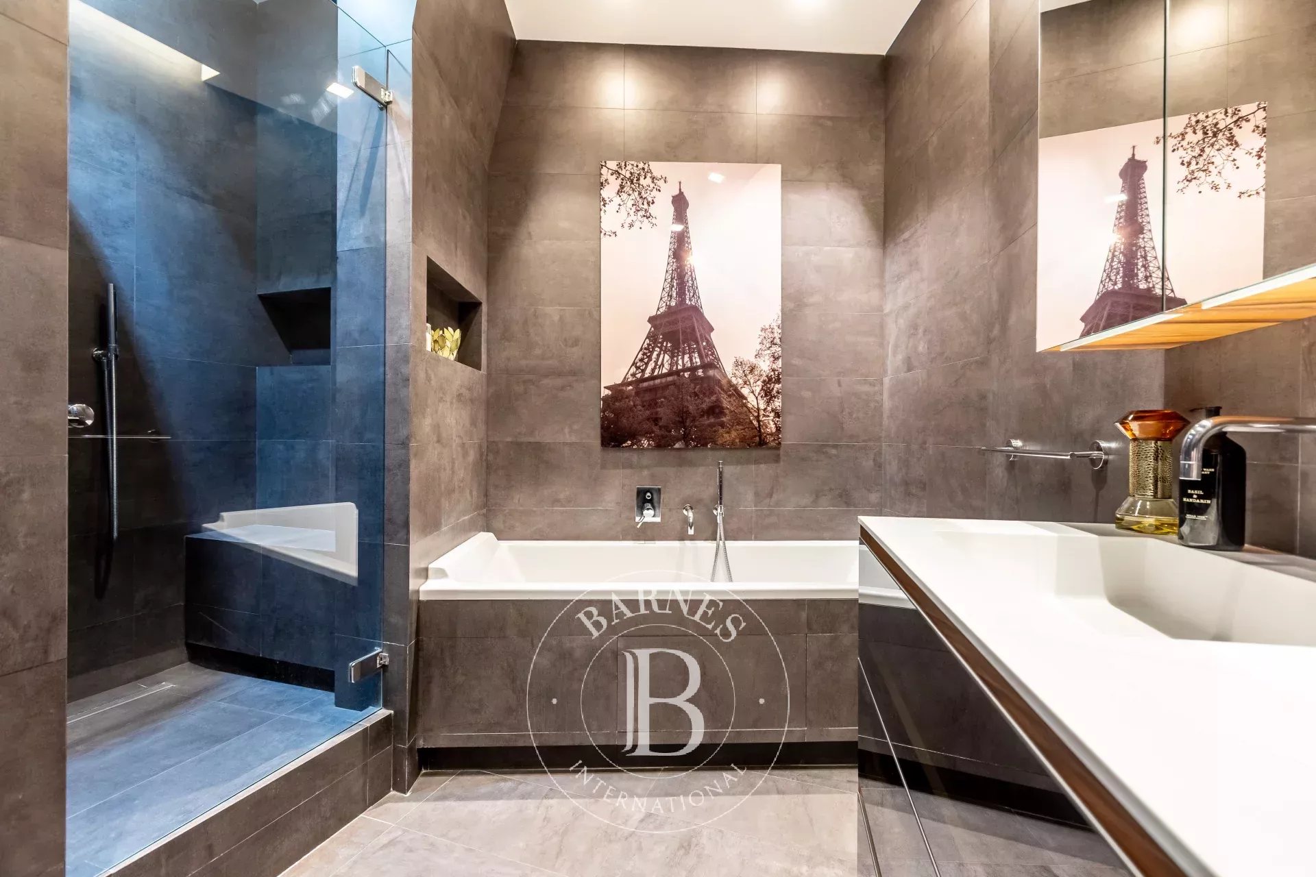 Daire Paris 8ème - picture 20