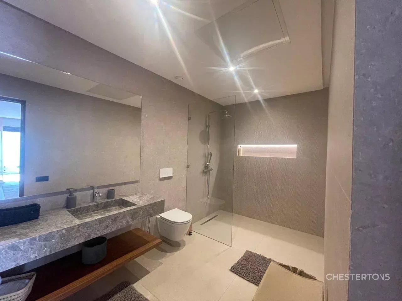  Image of Villa - 5 Bedrooms - 5 Bathrooms for Sale in Marrakech-Ménara-Marrakech-Morocco, Image 44