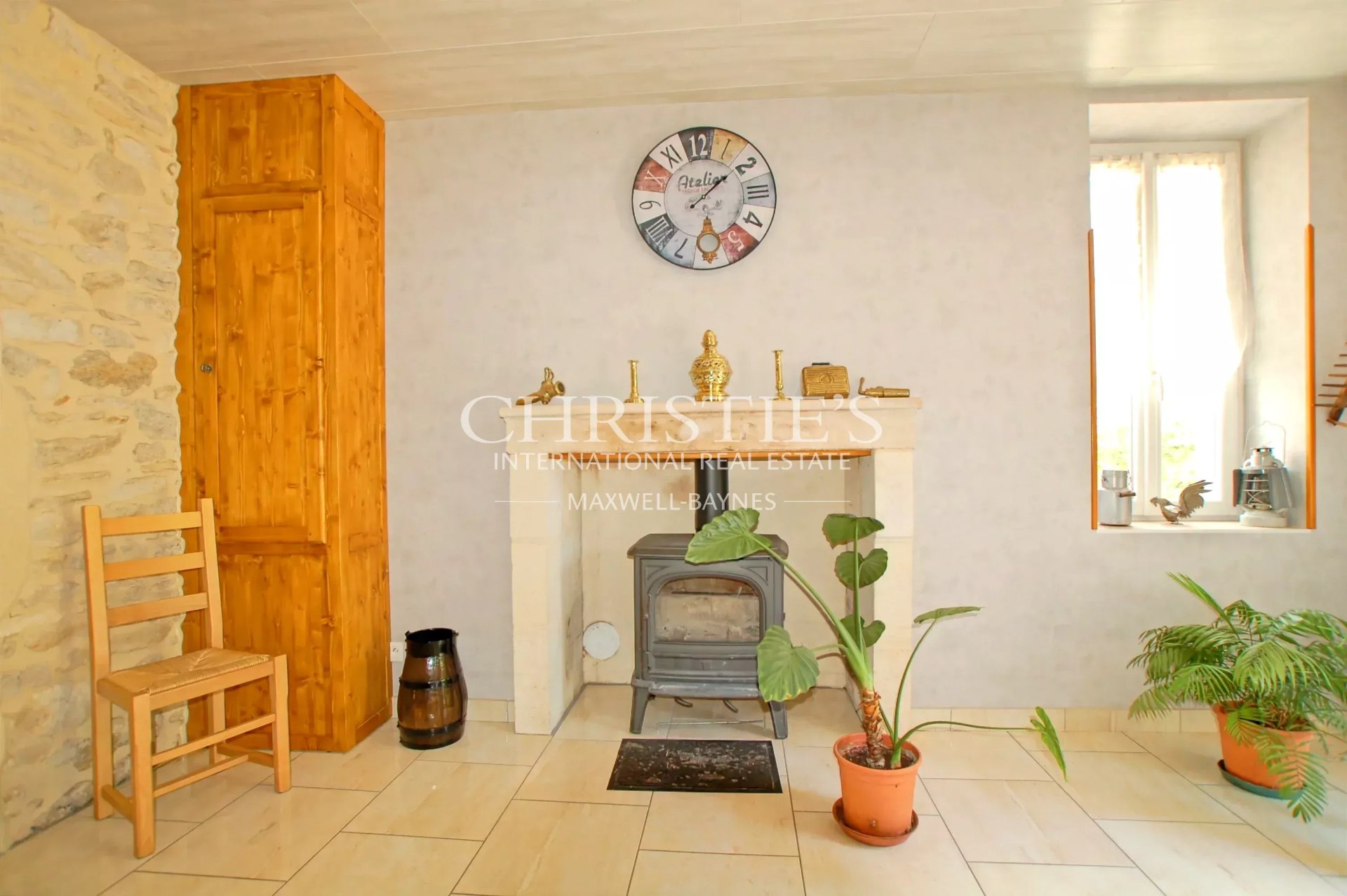 13 Bedroom Villa/Townhouse's Image 6