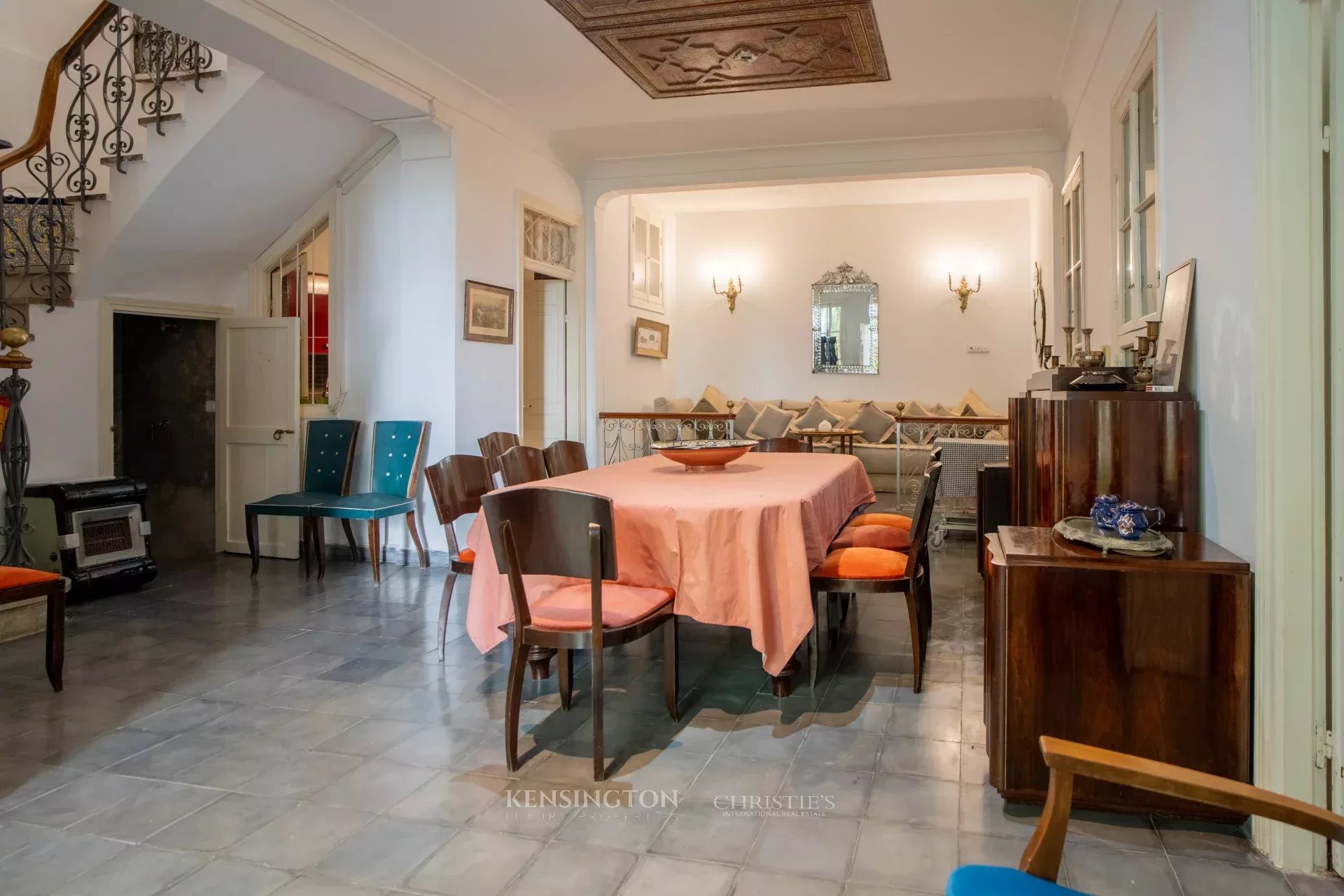 6 Bedroom Villa/Townhouse's Image 22