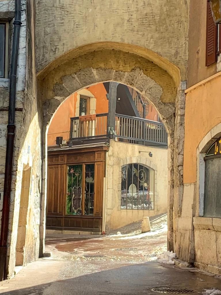 restaurant avec grande terrasse