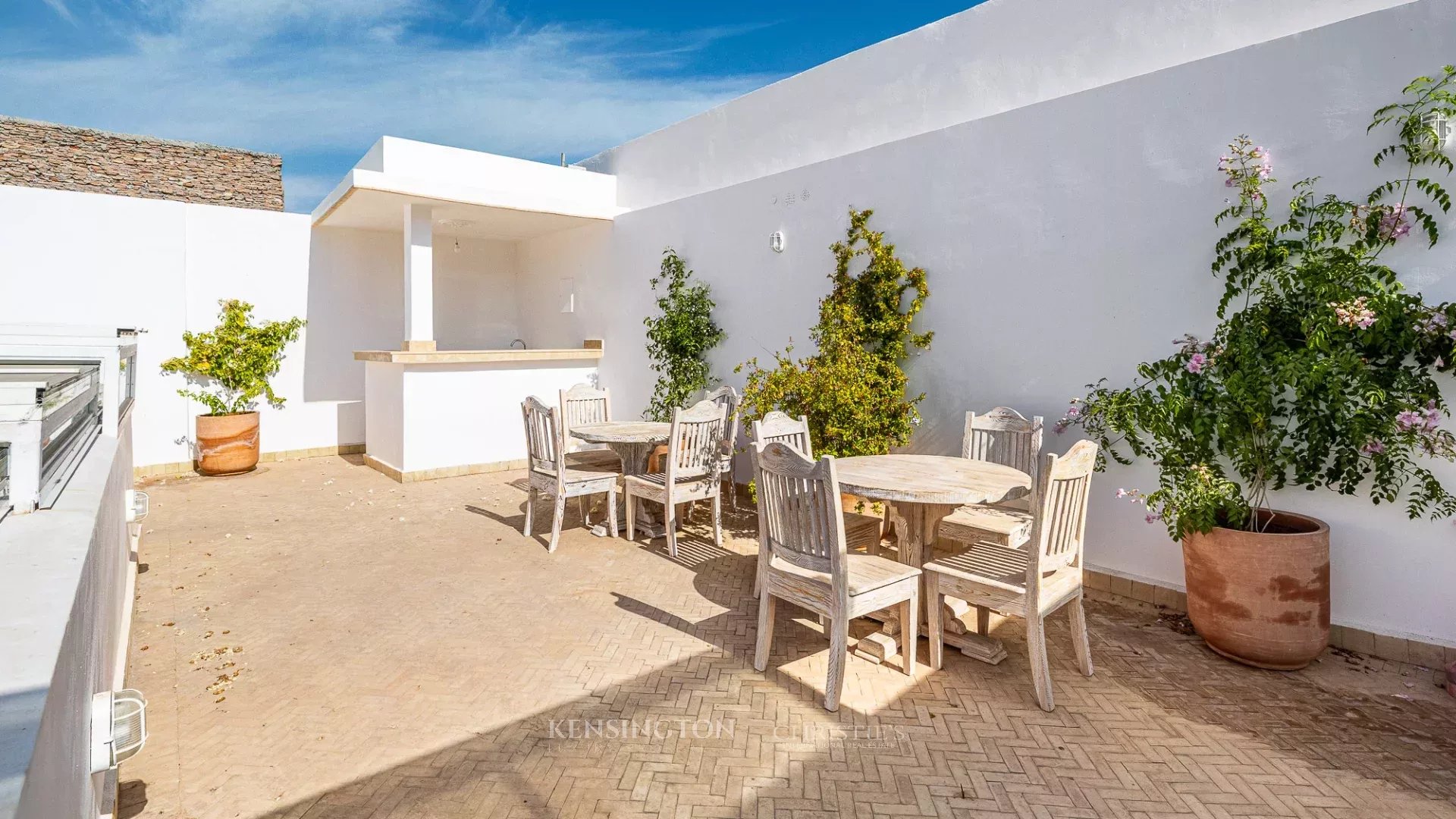 5 Bedroom Villa/Townhouse's Image 30