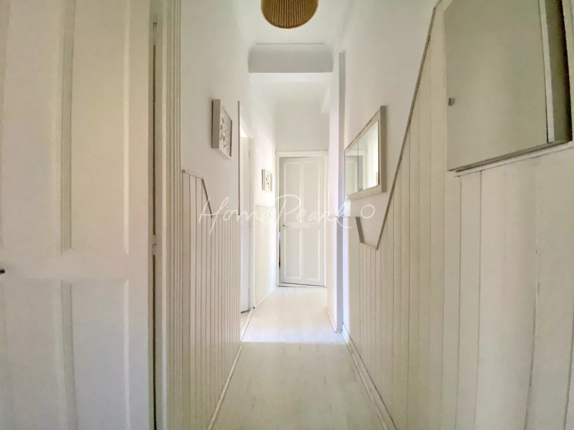 2 PIECES 36 M² PROCHE LIBERATION
