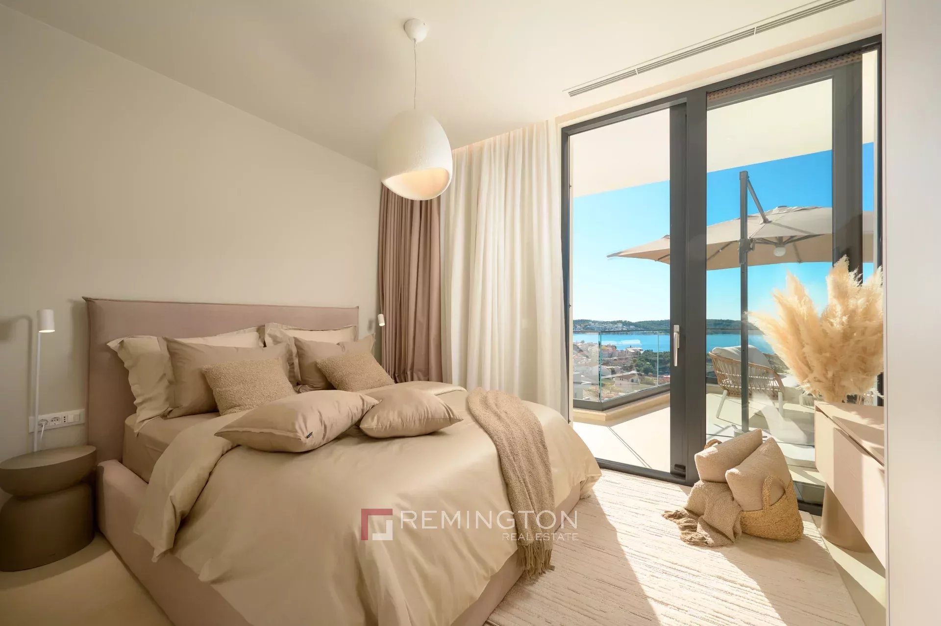 Villa/Townhouse's Image 6