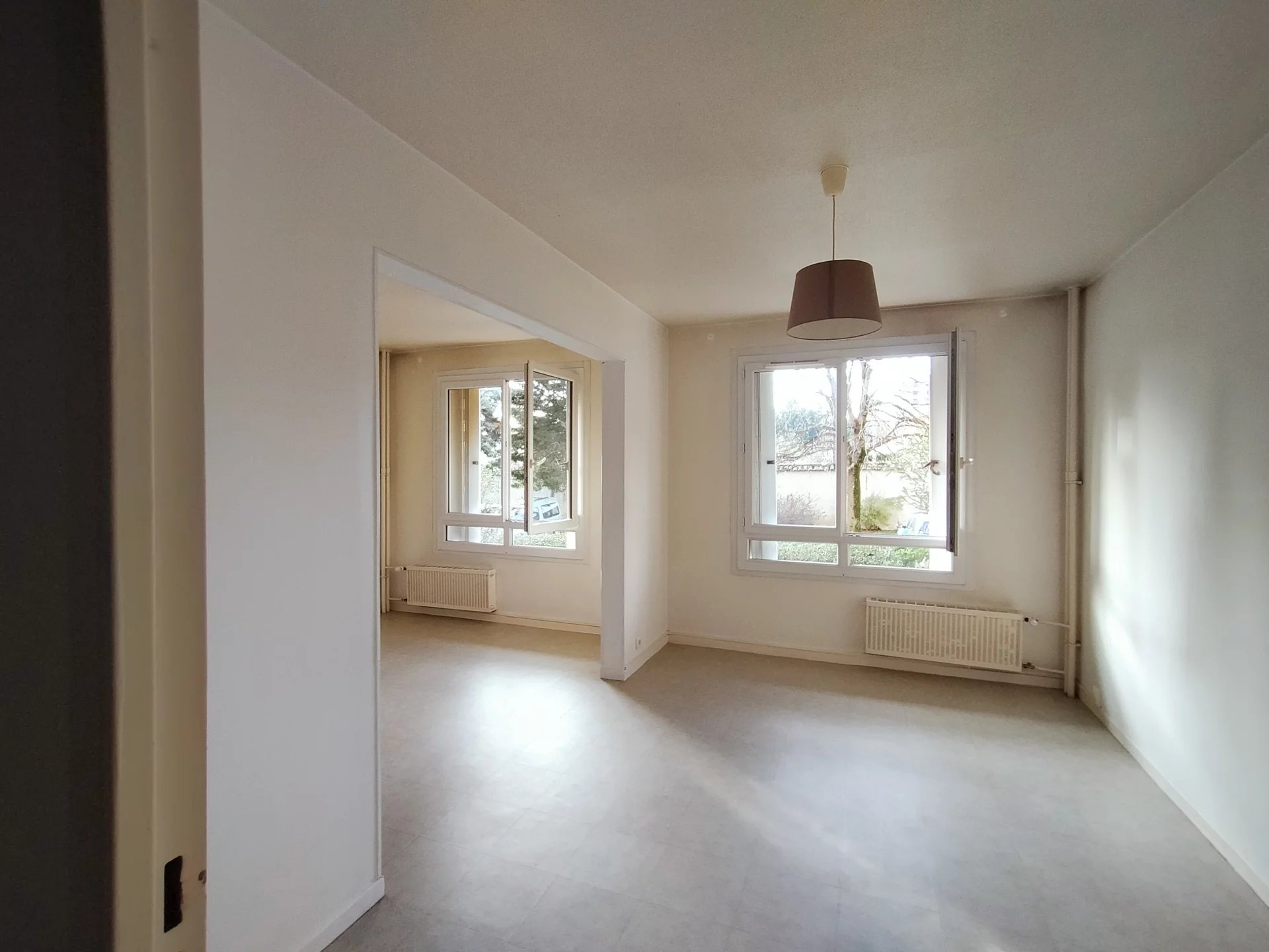 86427800 Location Saint-Genis-Laval